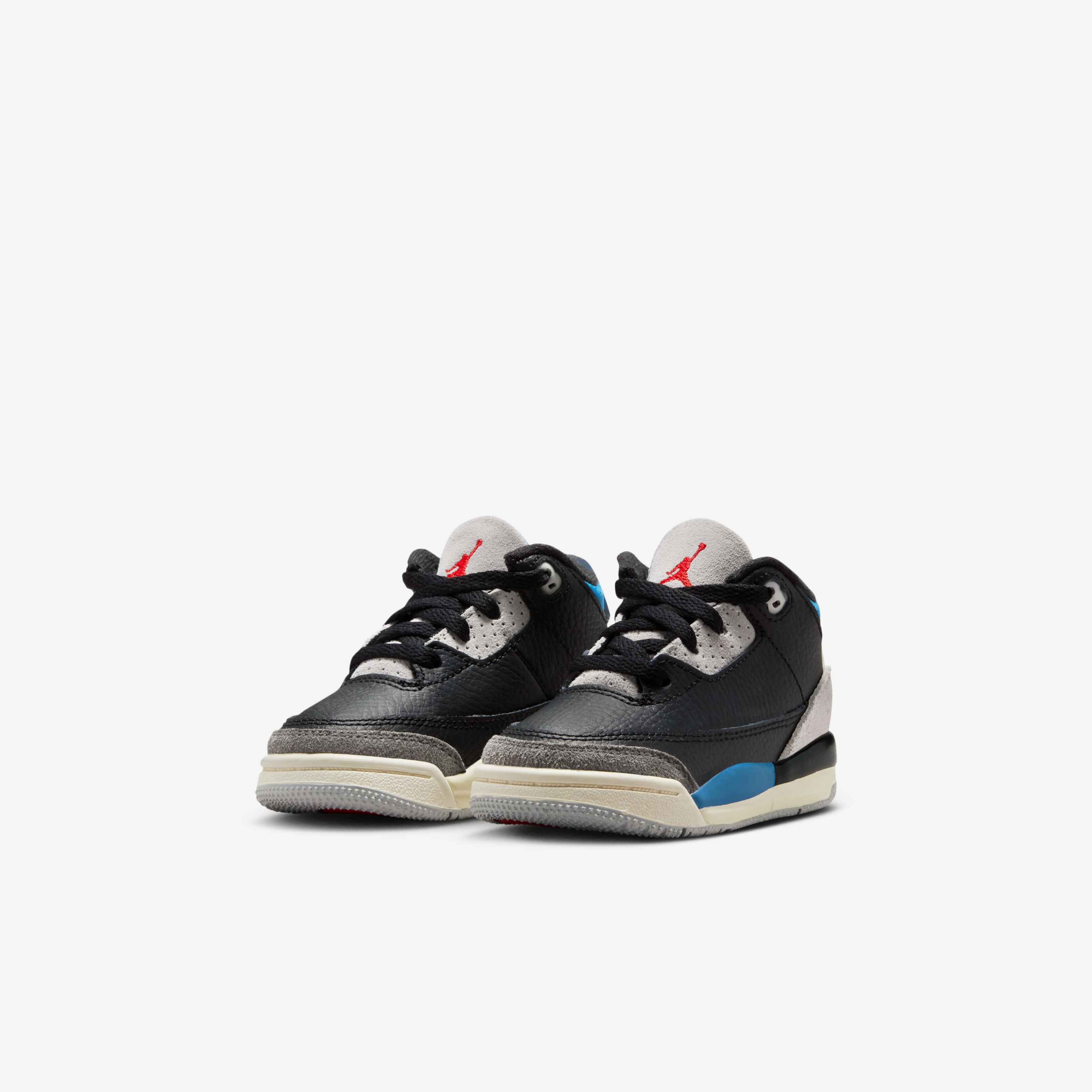 Jordan 3 Retro image number 4