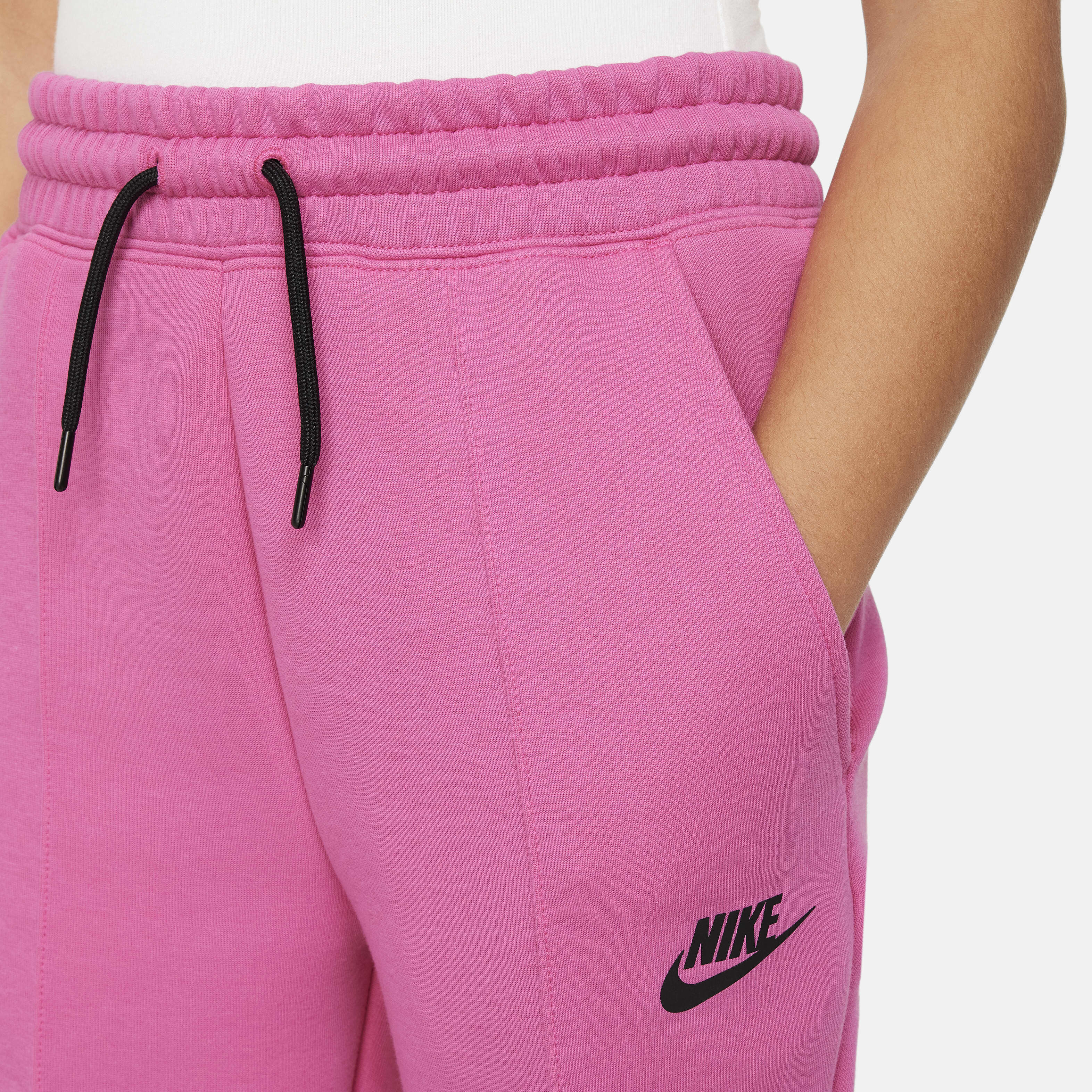 Nike Sportswear Tech Fleece image number 2