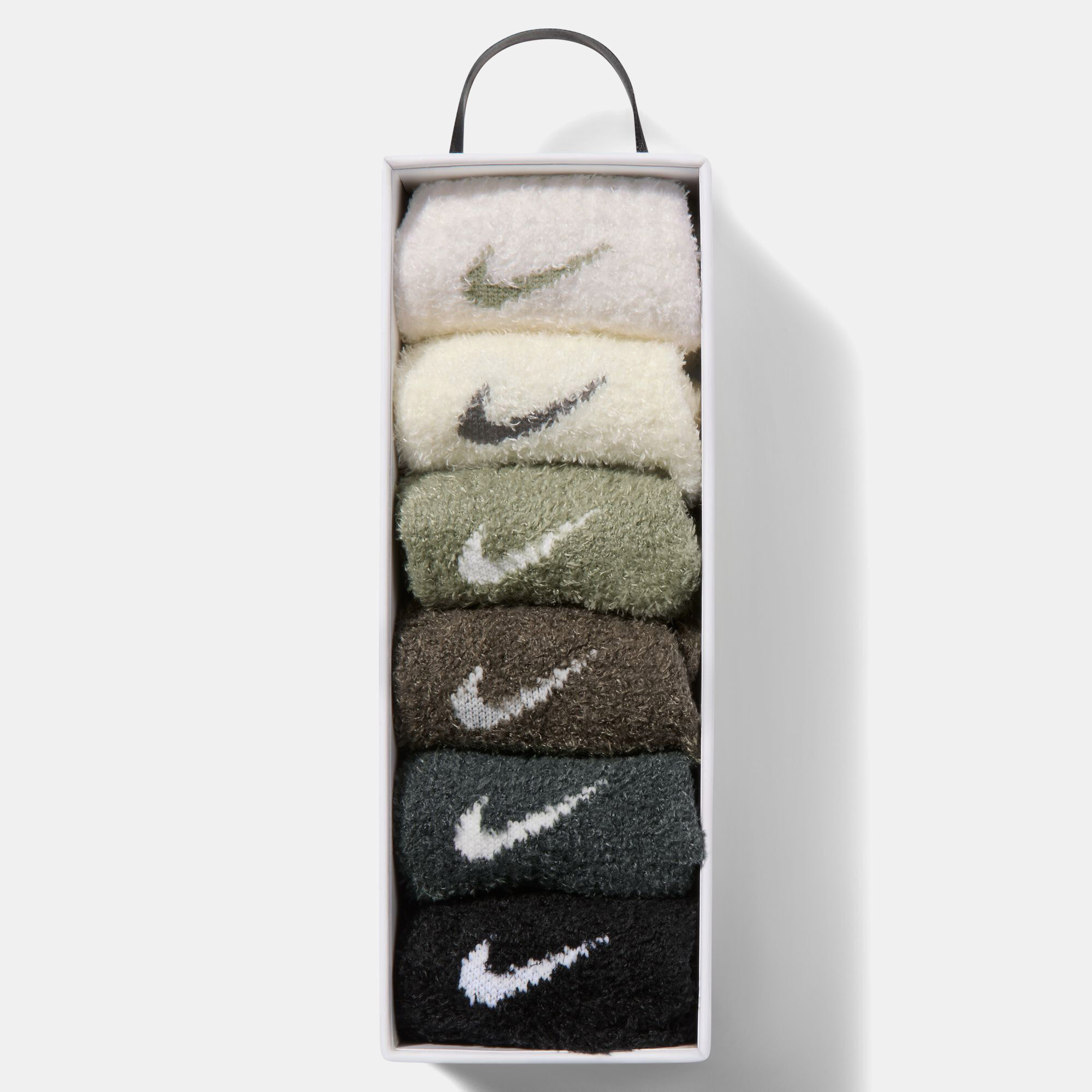 Nike image number 2