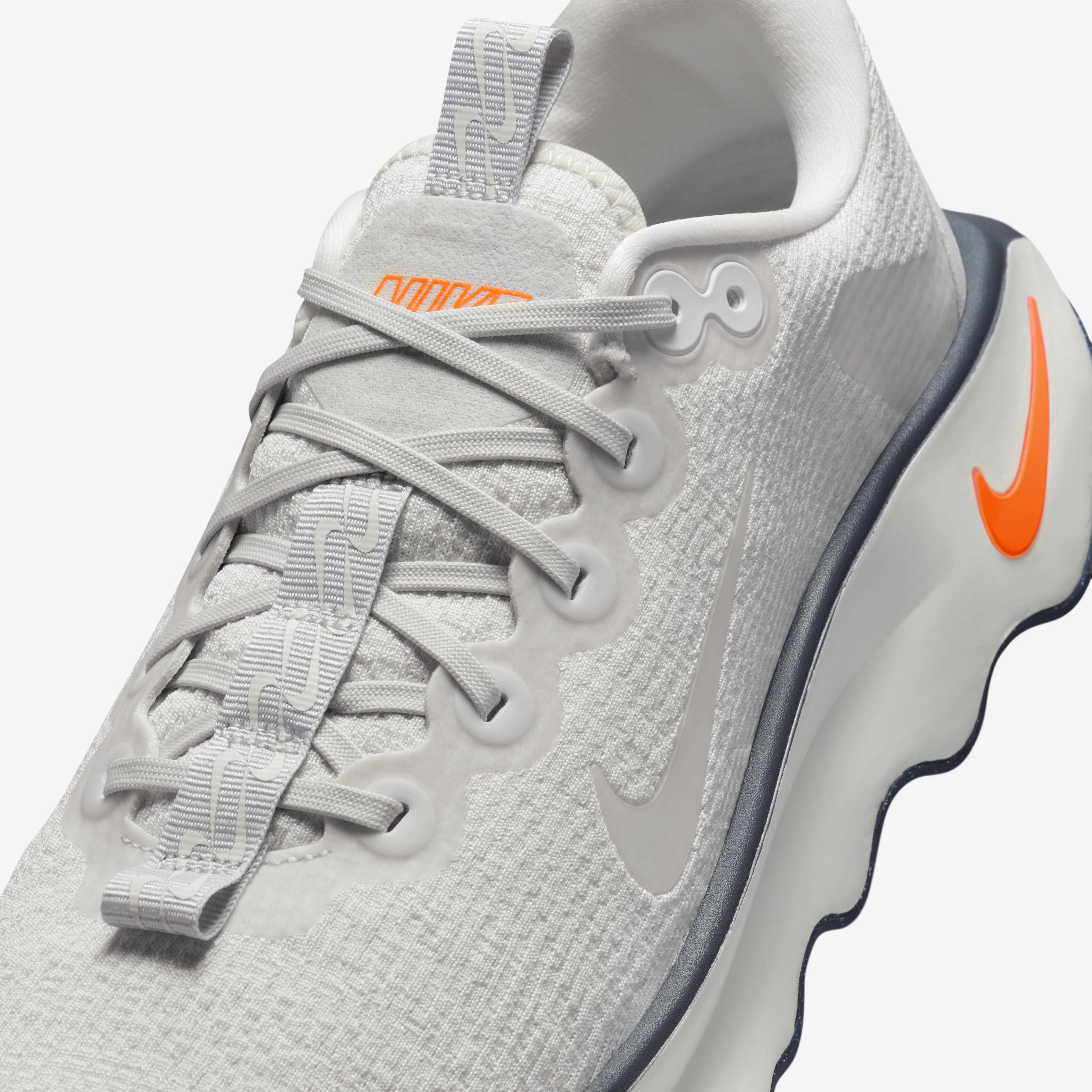 靴 Nike/Motiva/DV1237-403 Amazon | [ナイキ] モティバ Motiva サンダーブルー/ミッドナイト