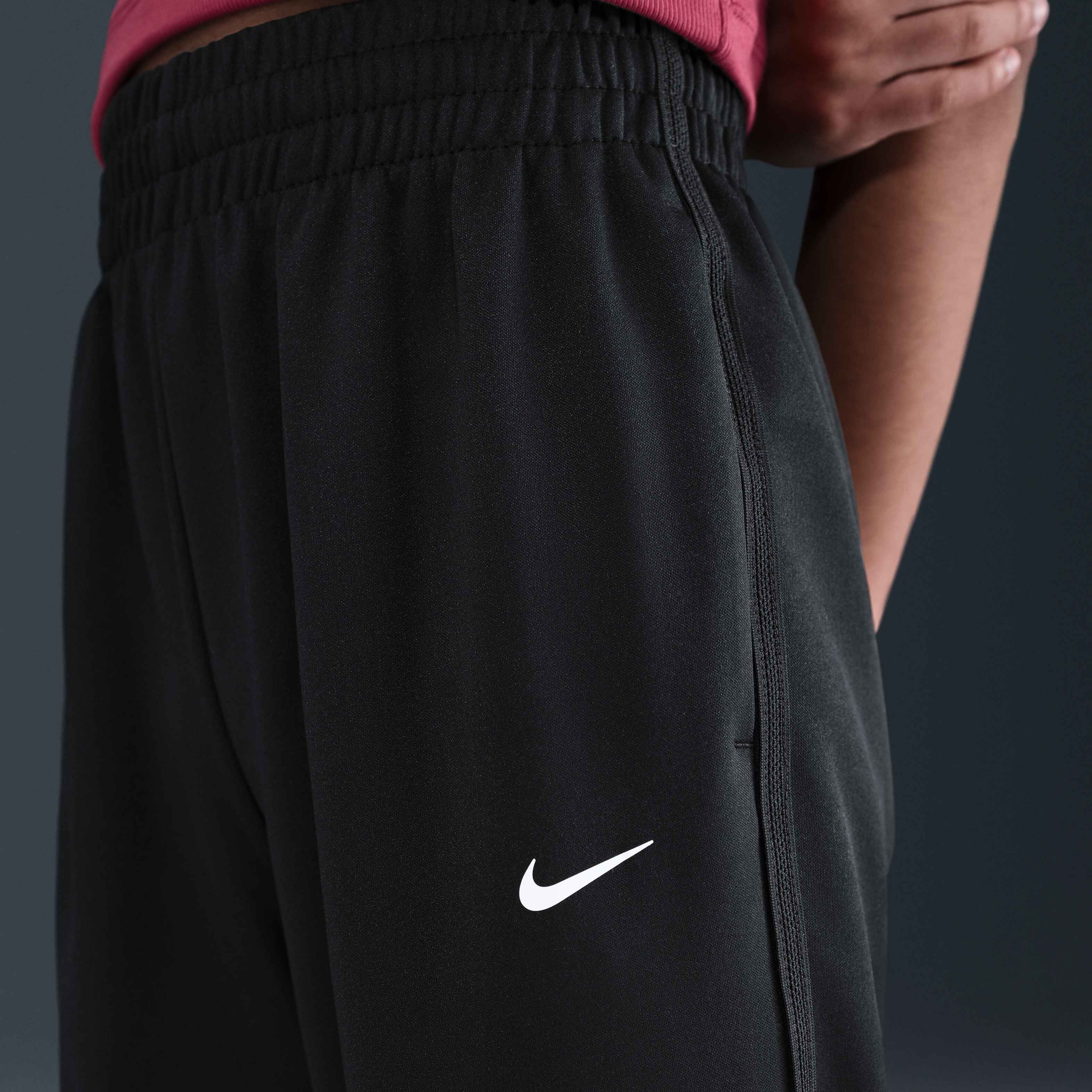 نايكي مالتي image number 2