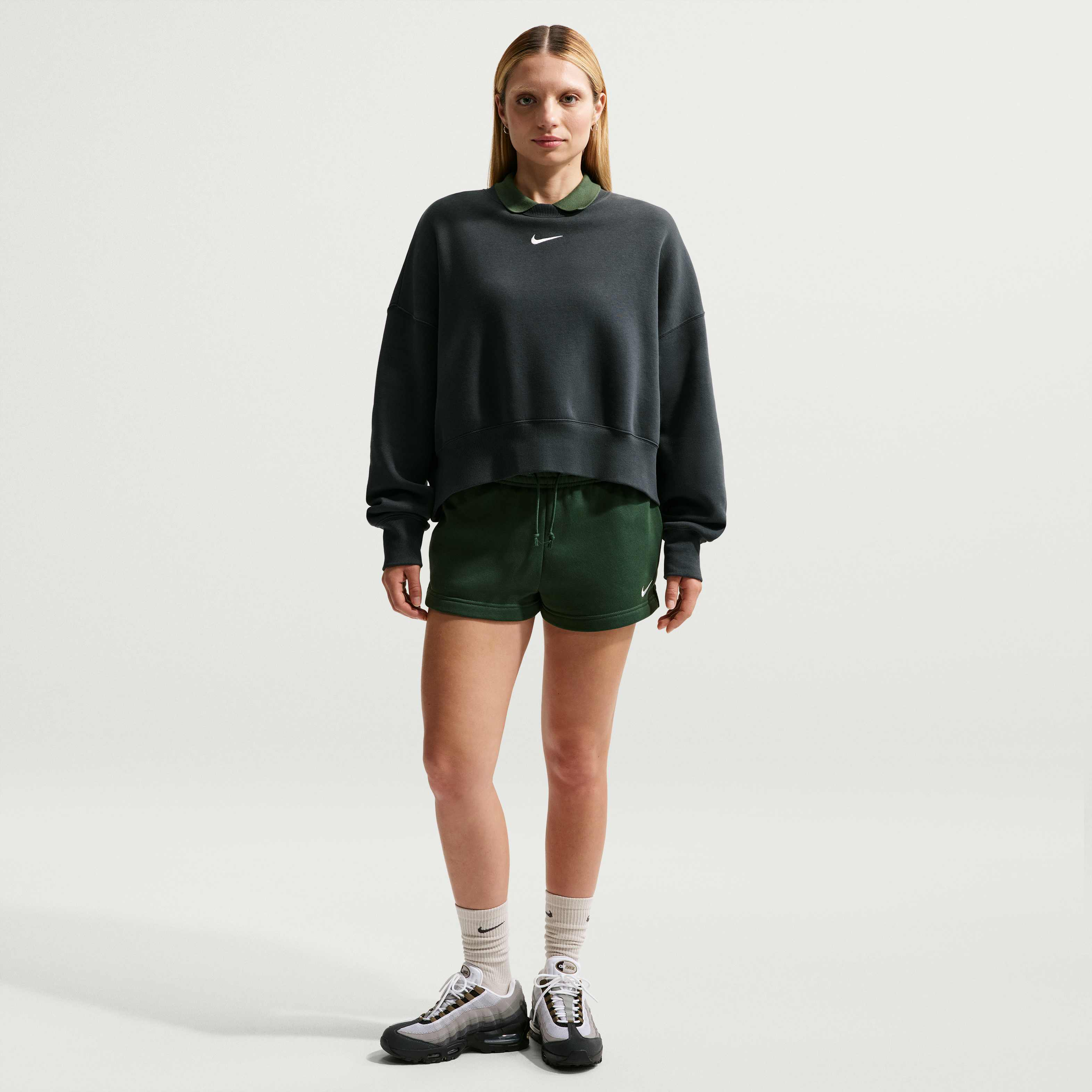 Nike Sportswear image number 0