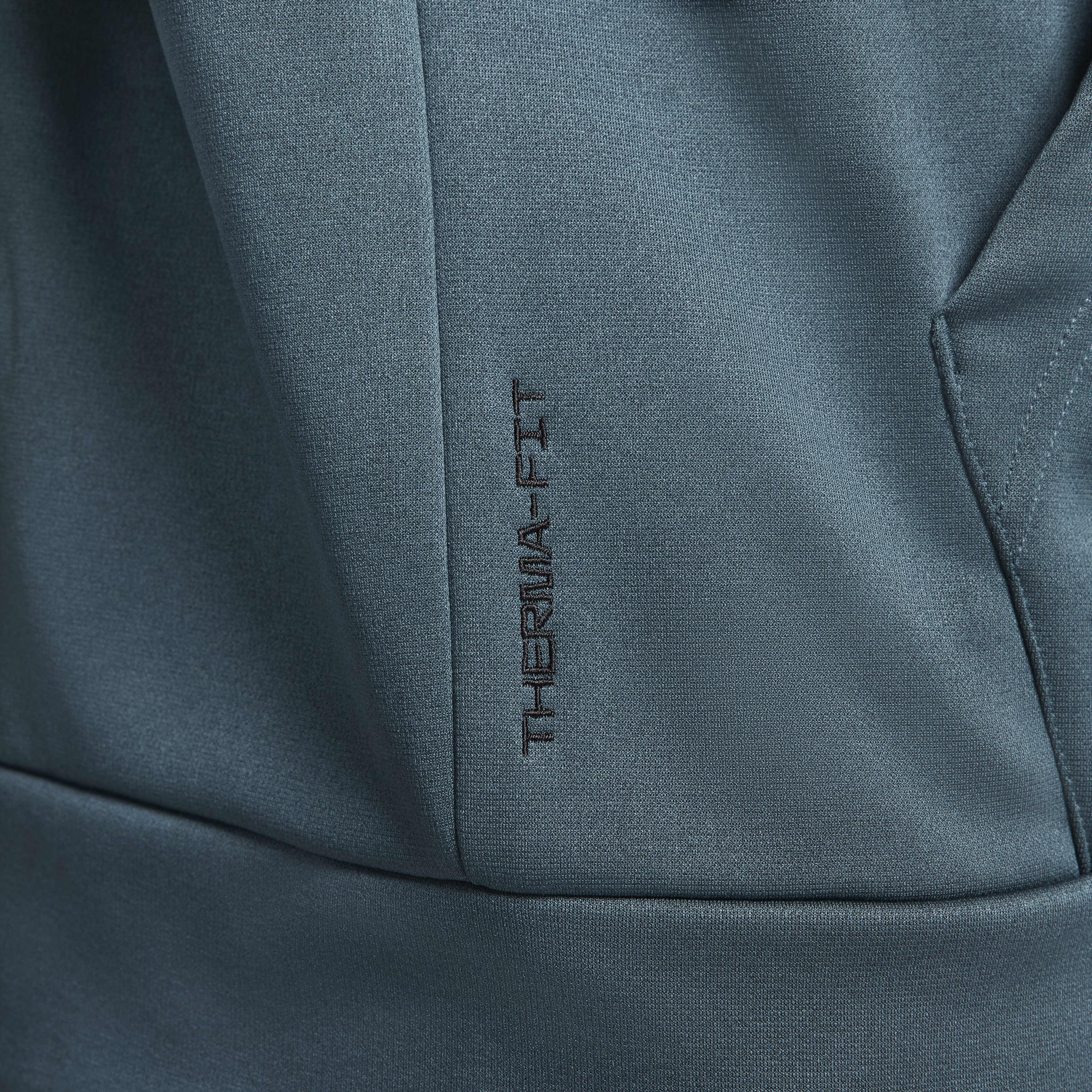 Nike Therma image number 6