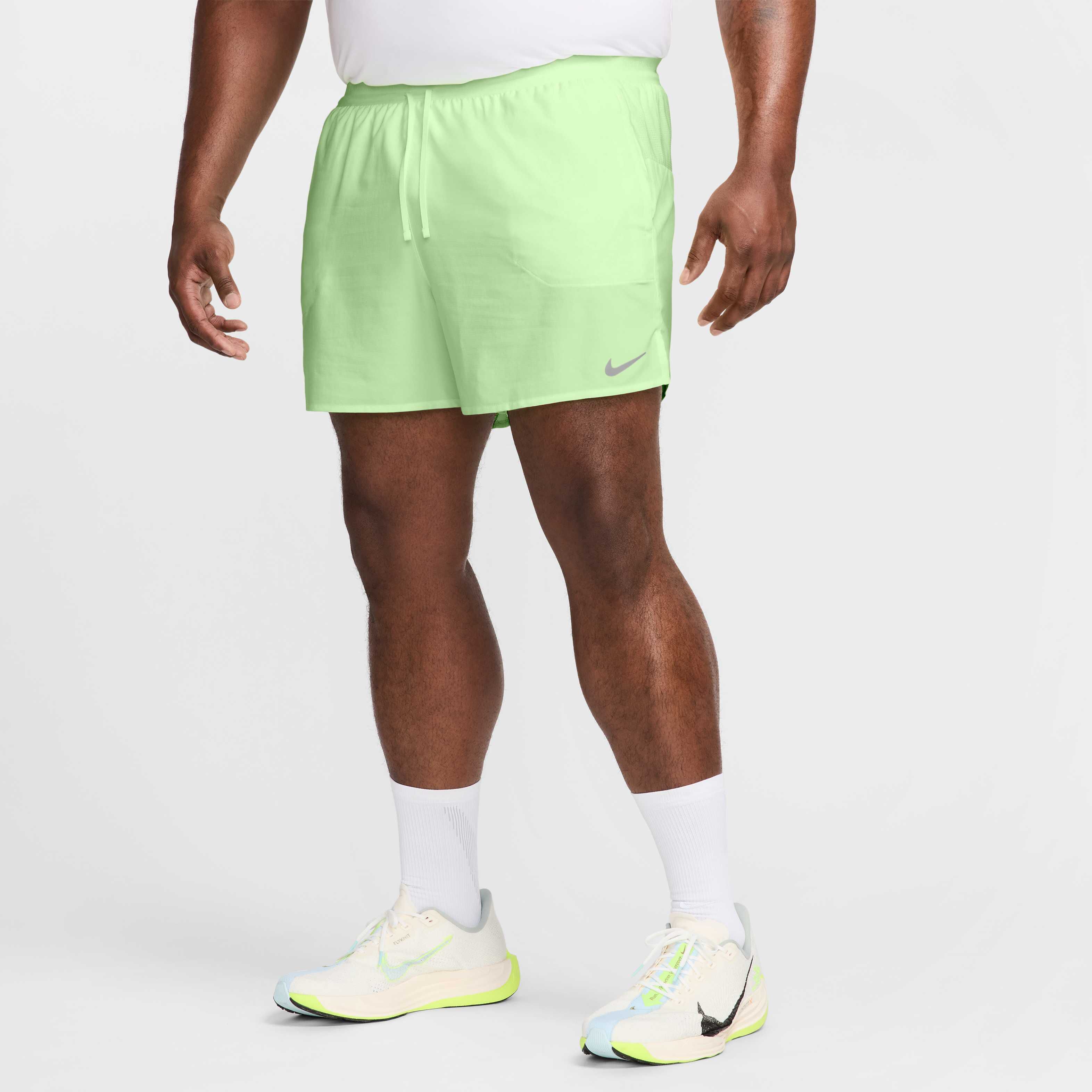 Nike Stride image number 9