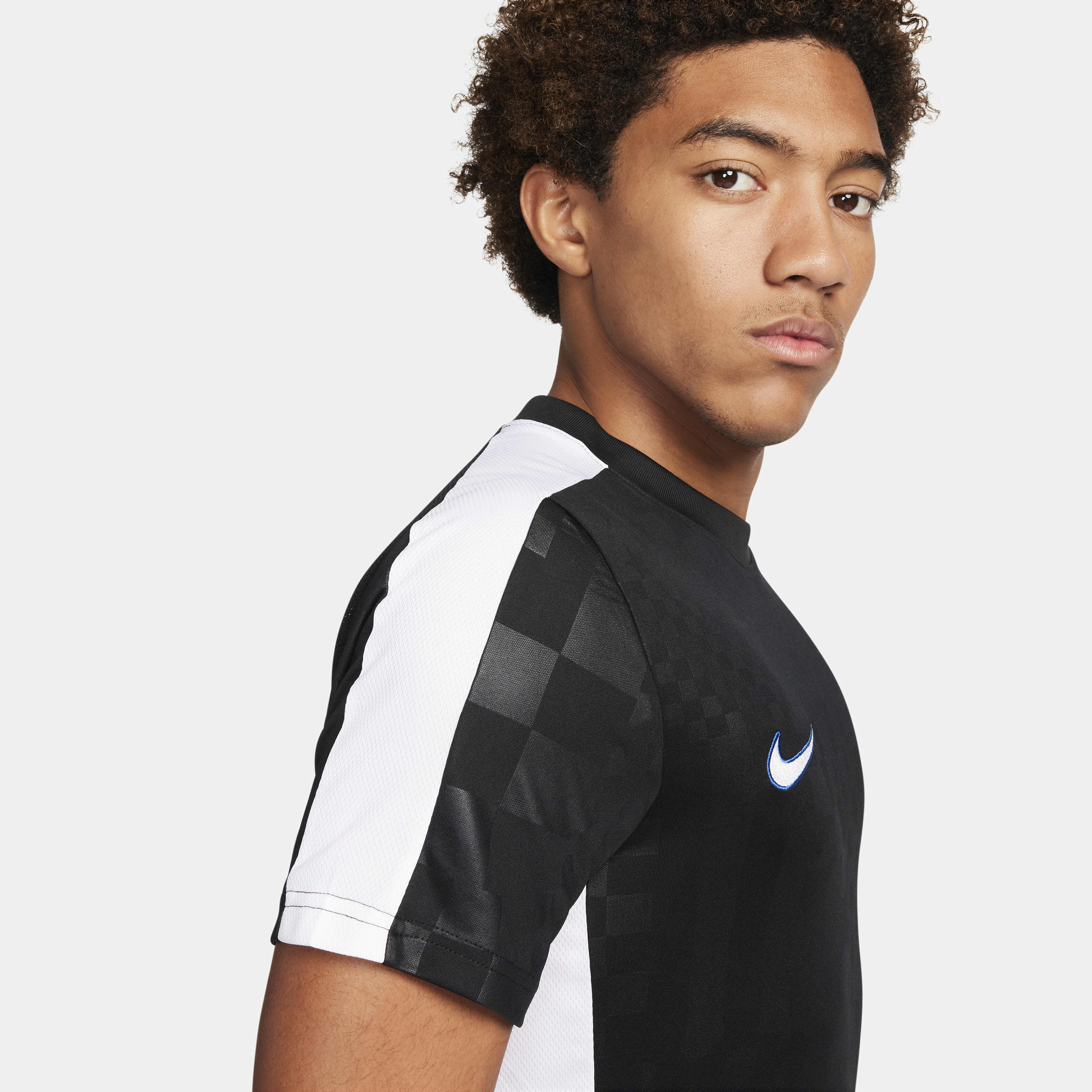 Nike Academy image number 4