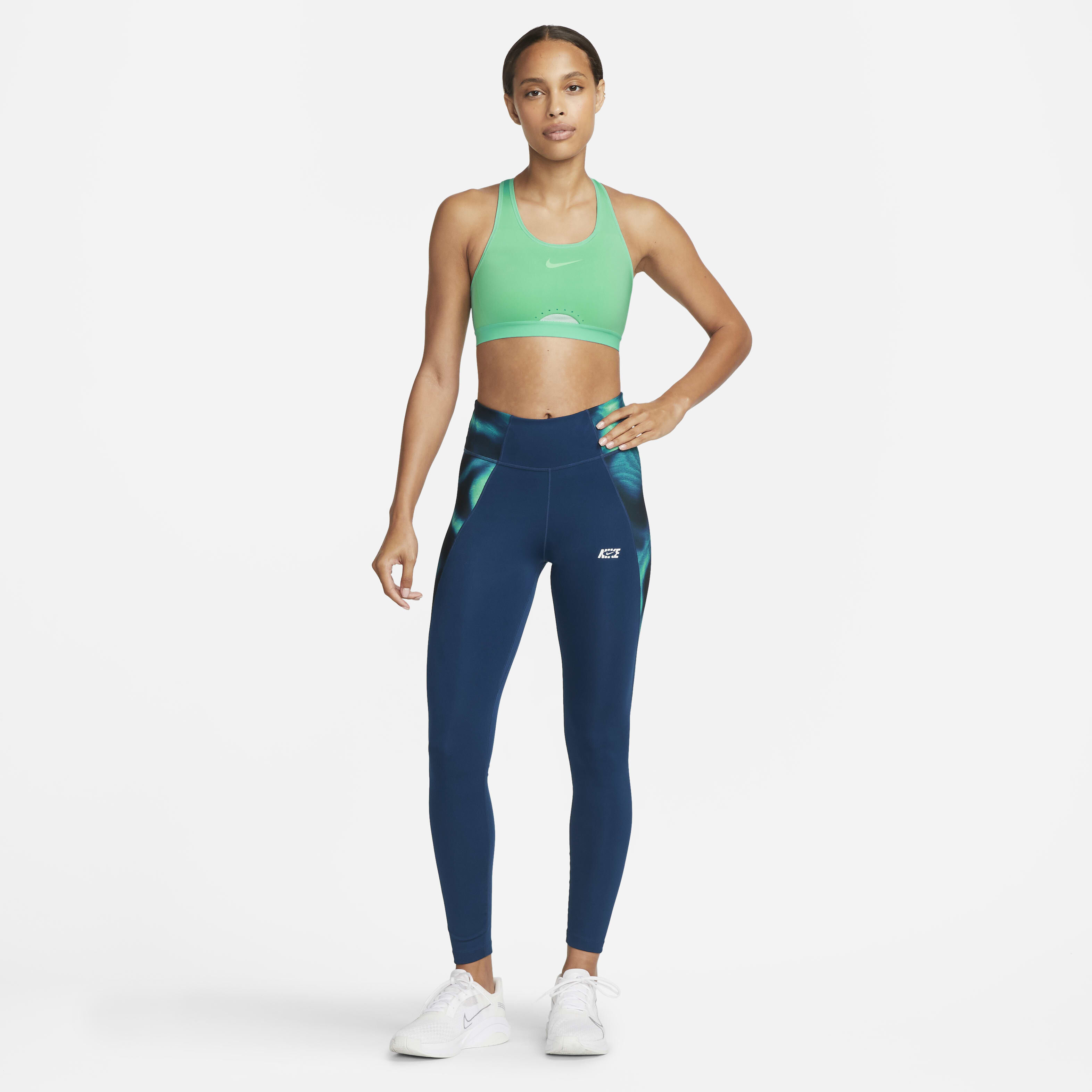 نايكي سووش image number 8