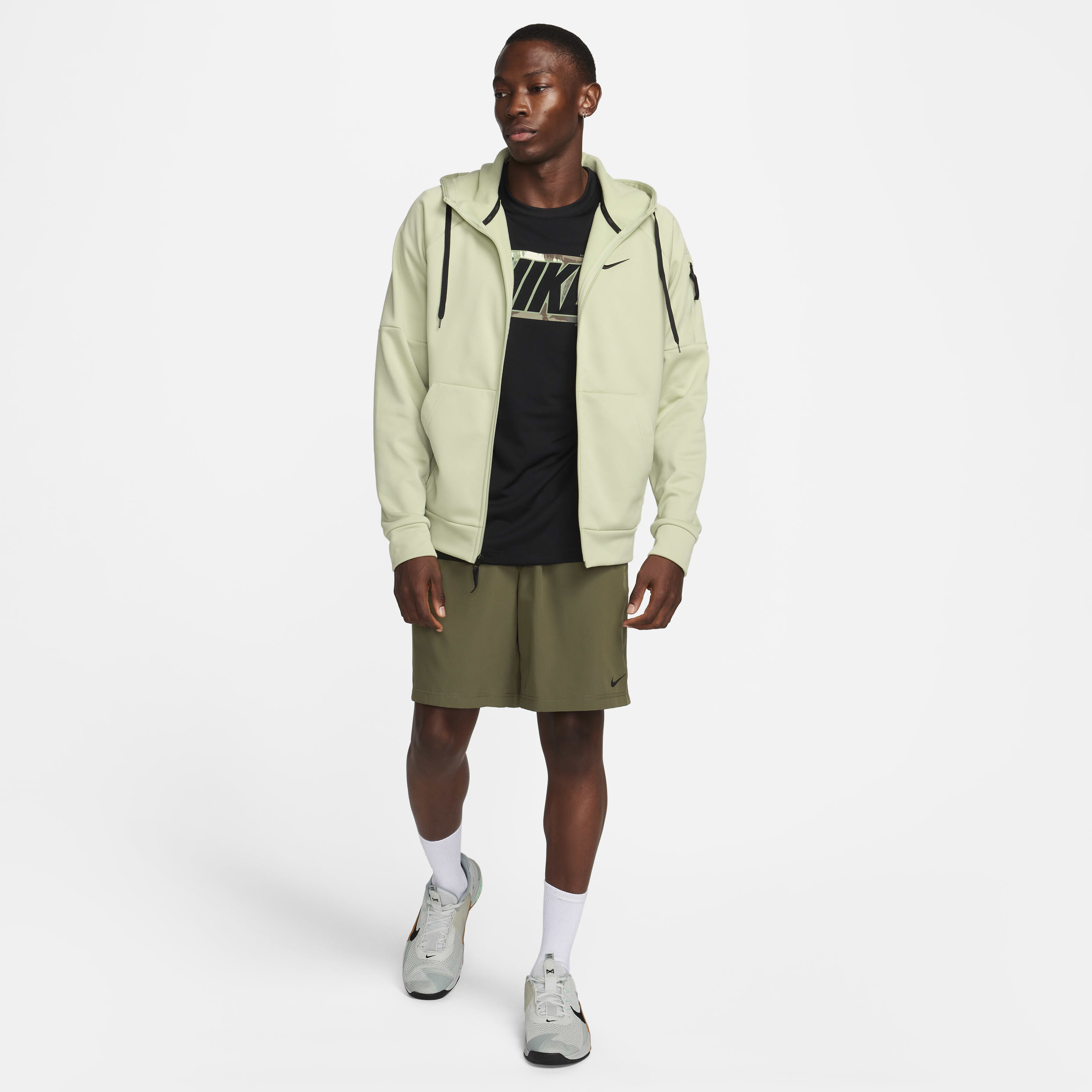 Nike Therma image number 8