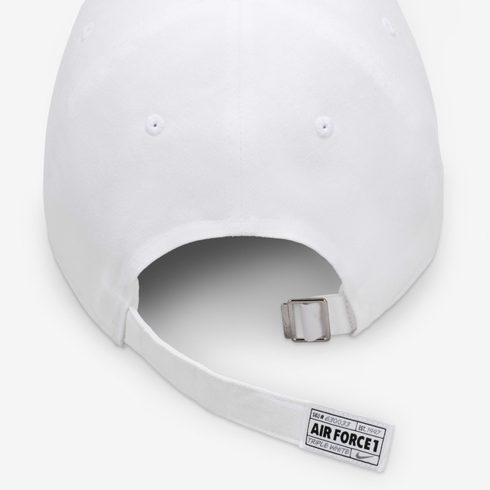 Nike Club image number 2 Nike Club image number 2