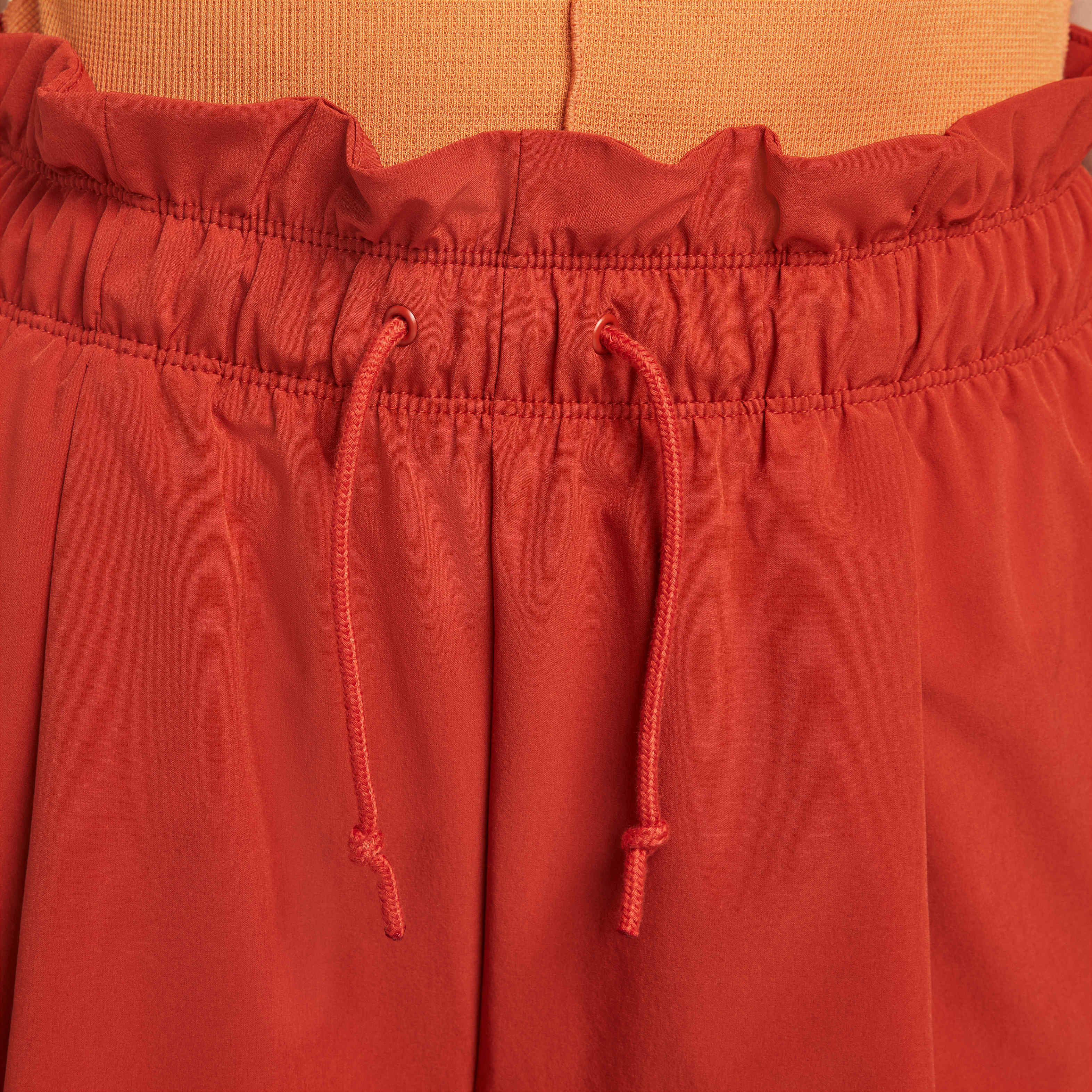 Nike Sportswear Everyday Modern image number 3