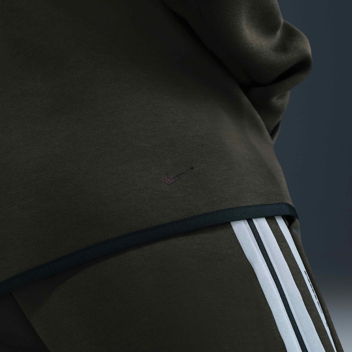 Nike Tech image number 5 Nike Tech image number 5