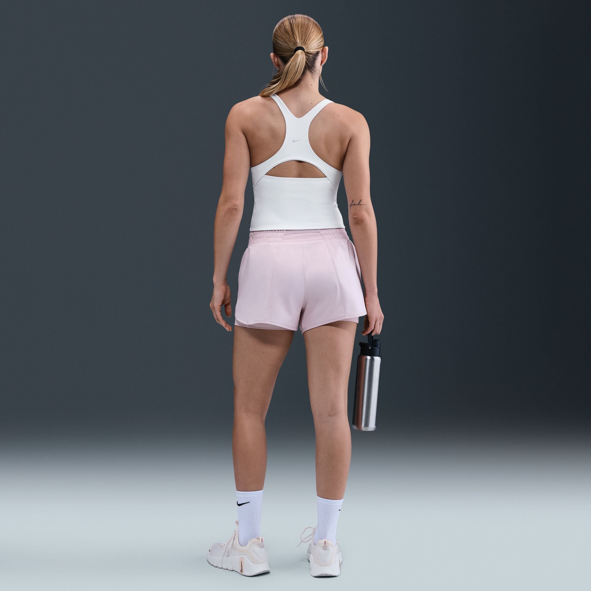 Nike Zenvy image number 2
