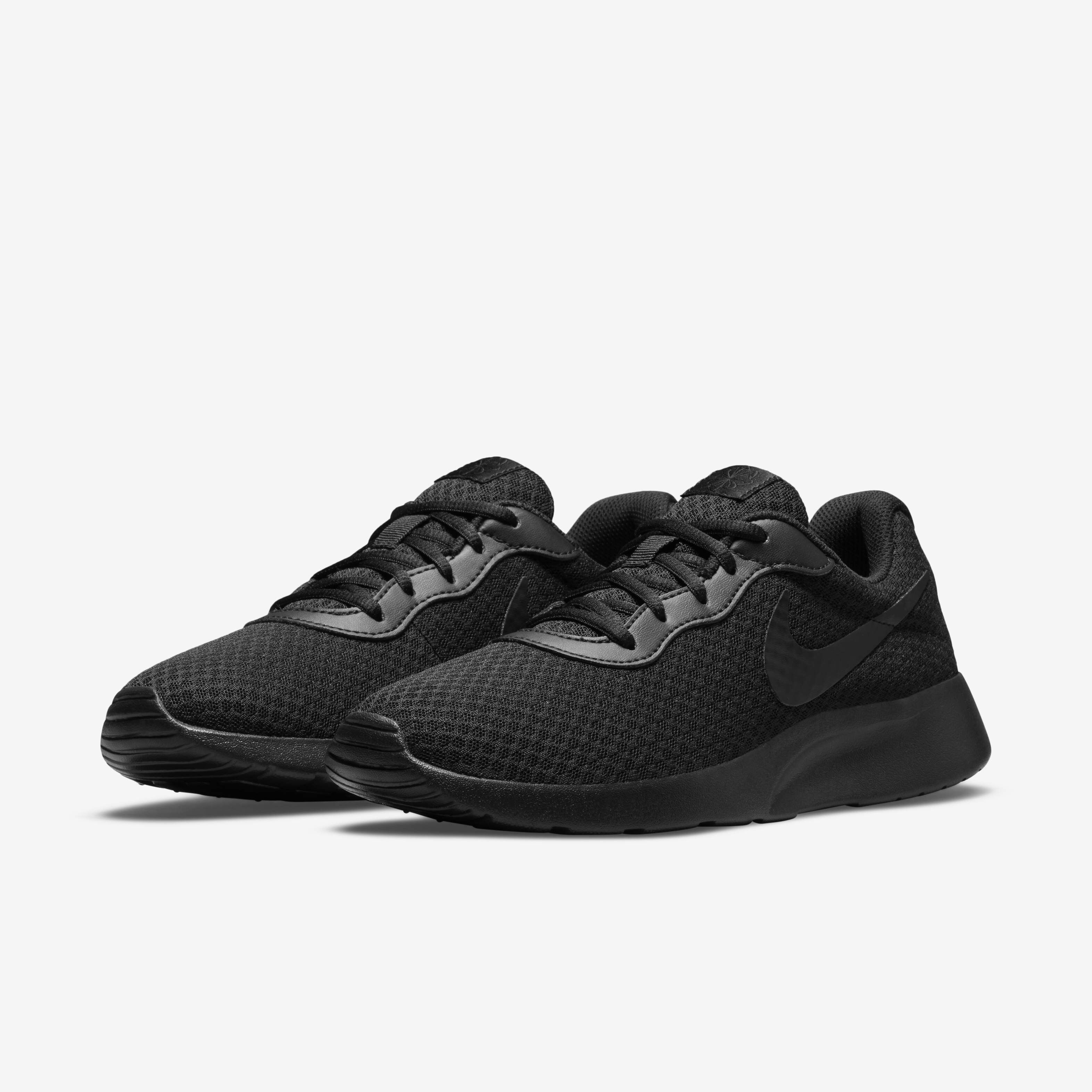 Nike tanjun prezzo store