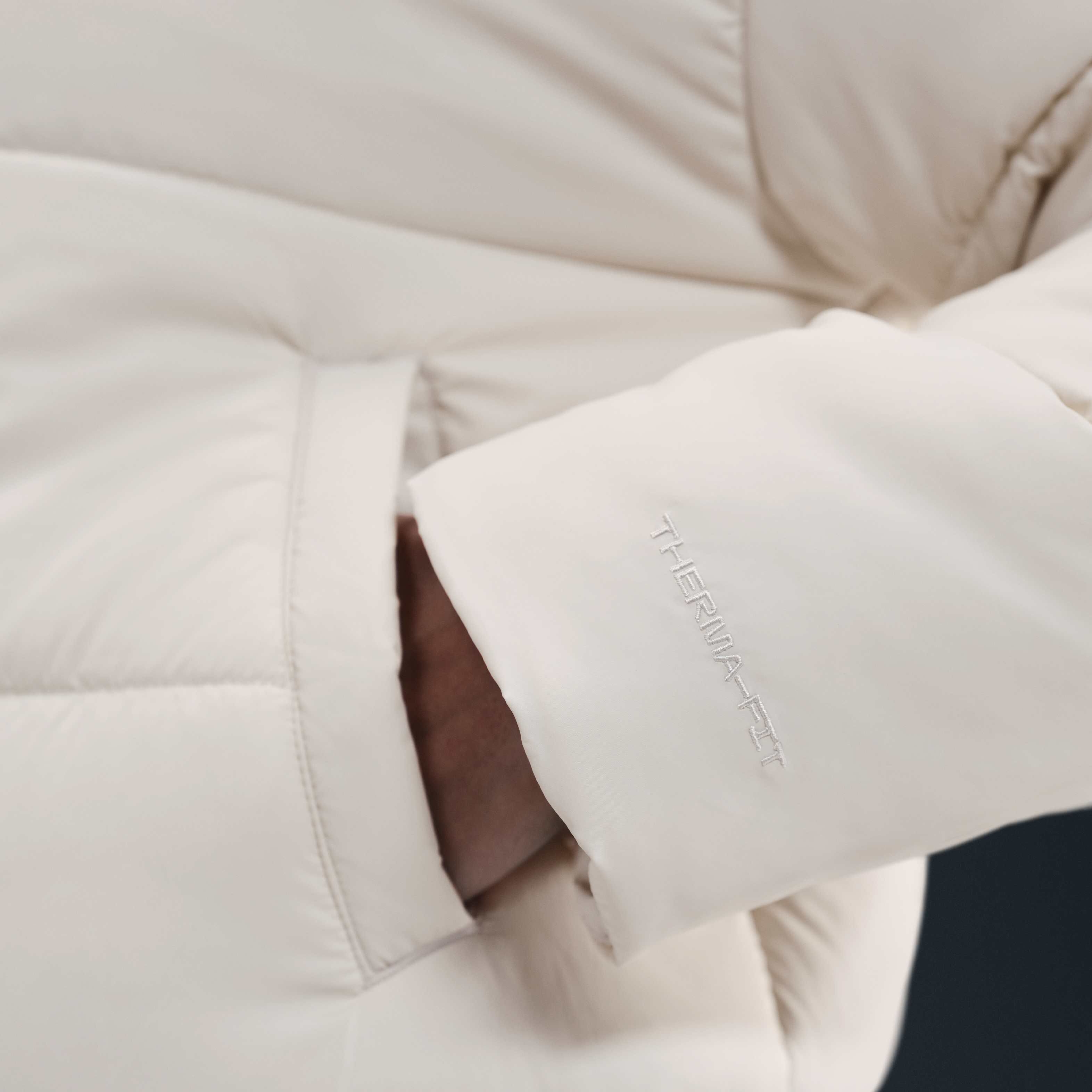 Nike Sportswear Classic Puffer image number 5