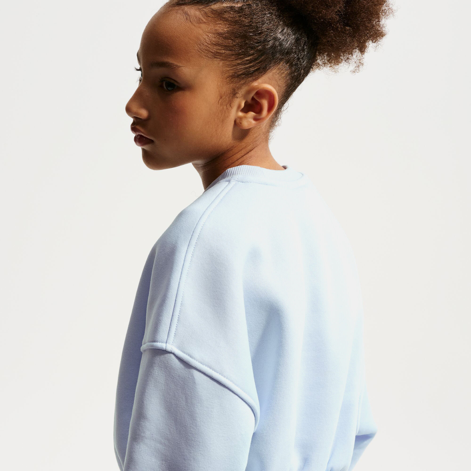 نايكي سبورتسوير كلوب فليس image number 3