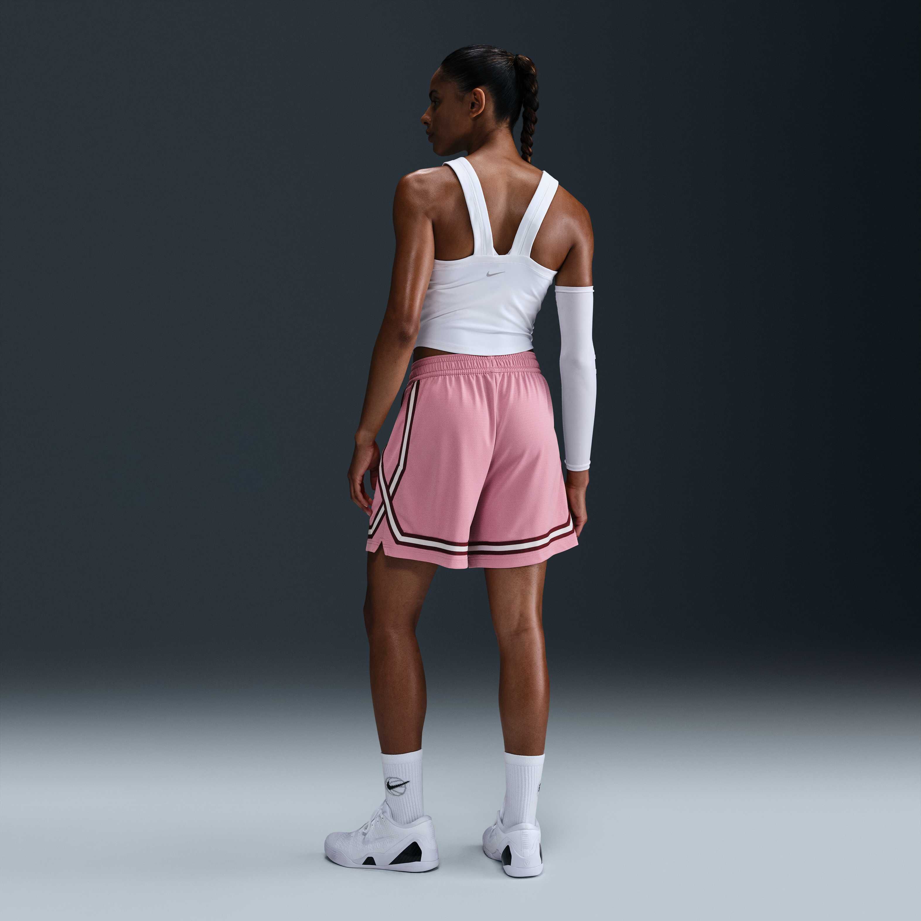 Nike Crossover image number 3