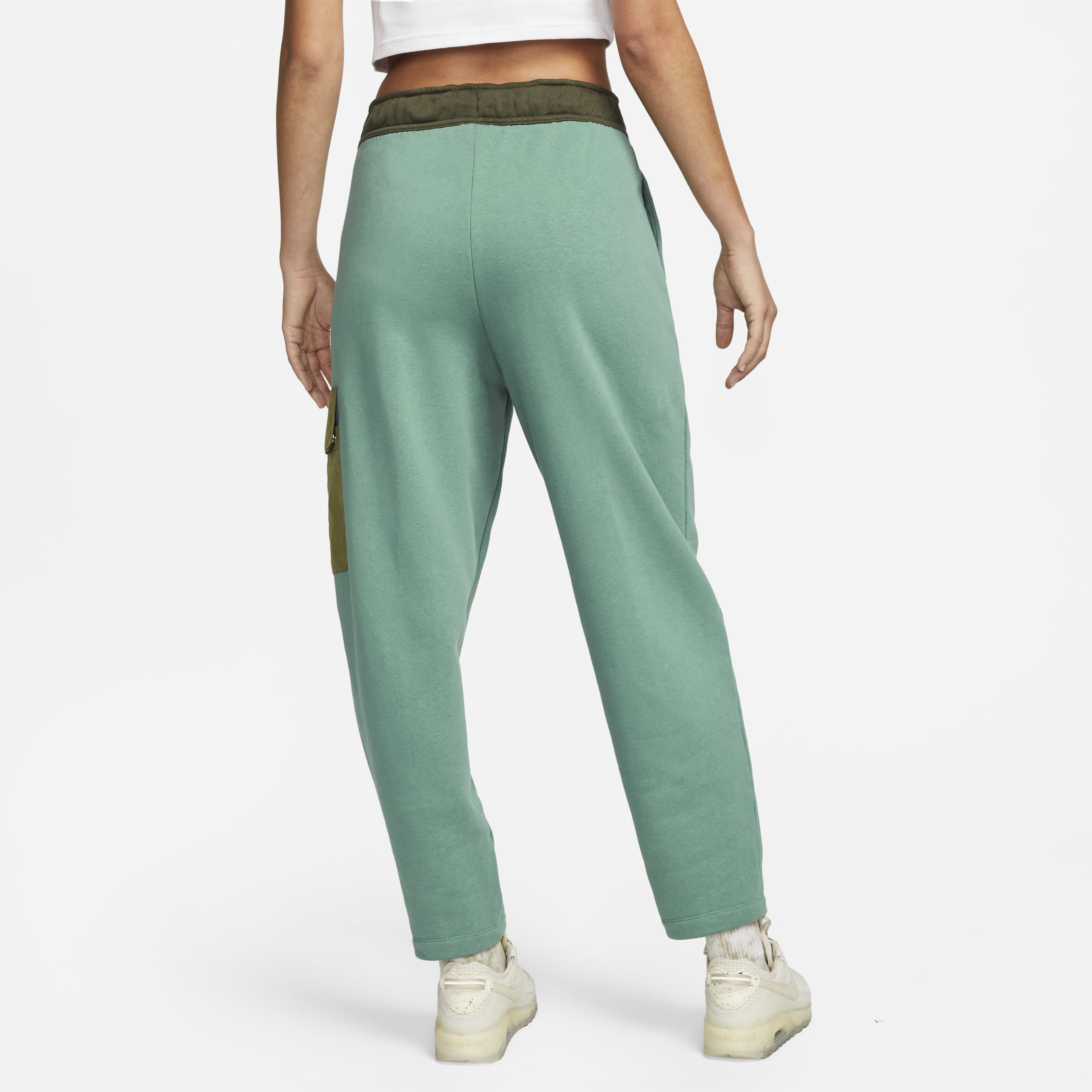 نايكي سبورتسوير image number 1