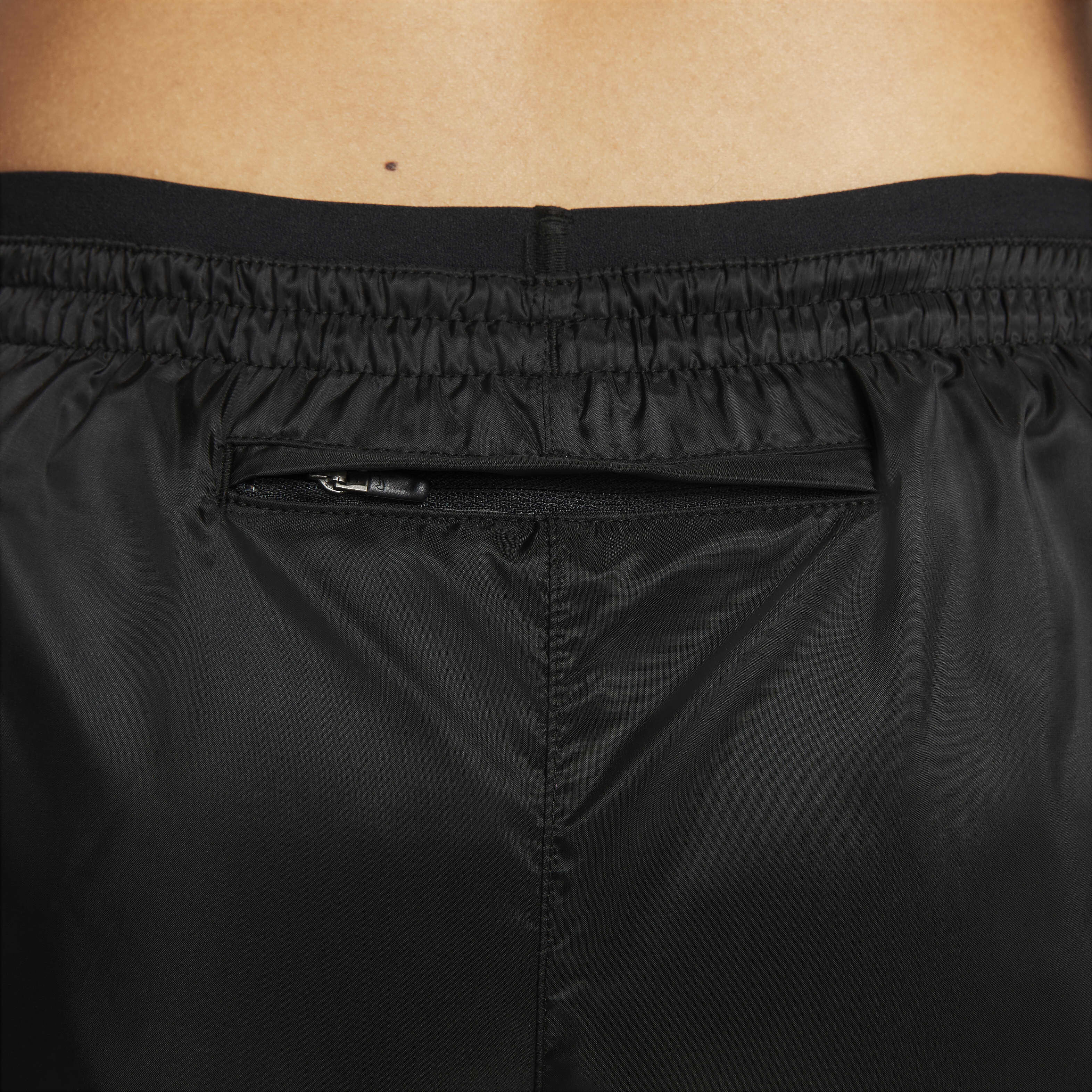 Nike Icon Clash Tempo Luxe image number 3