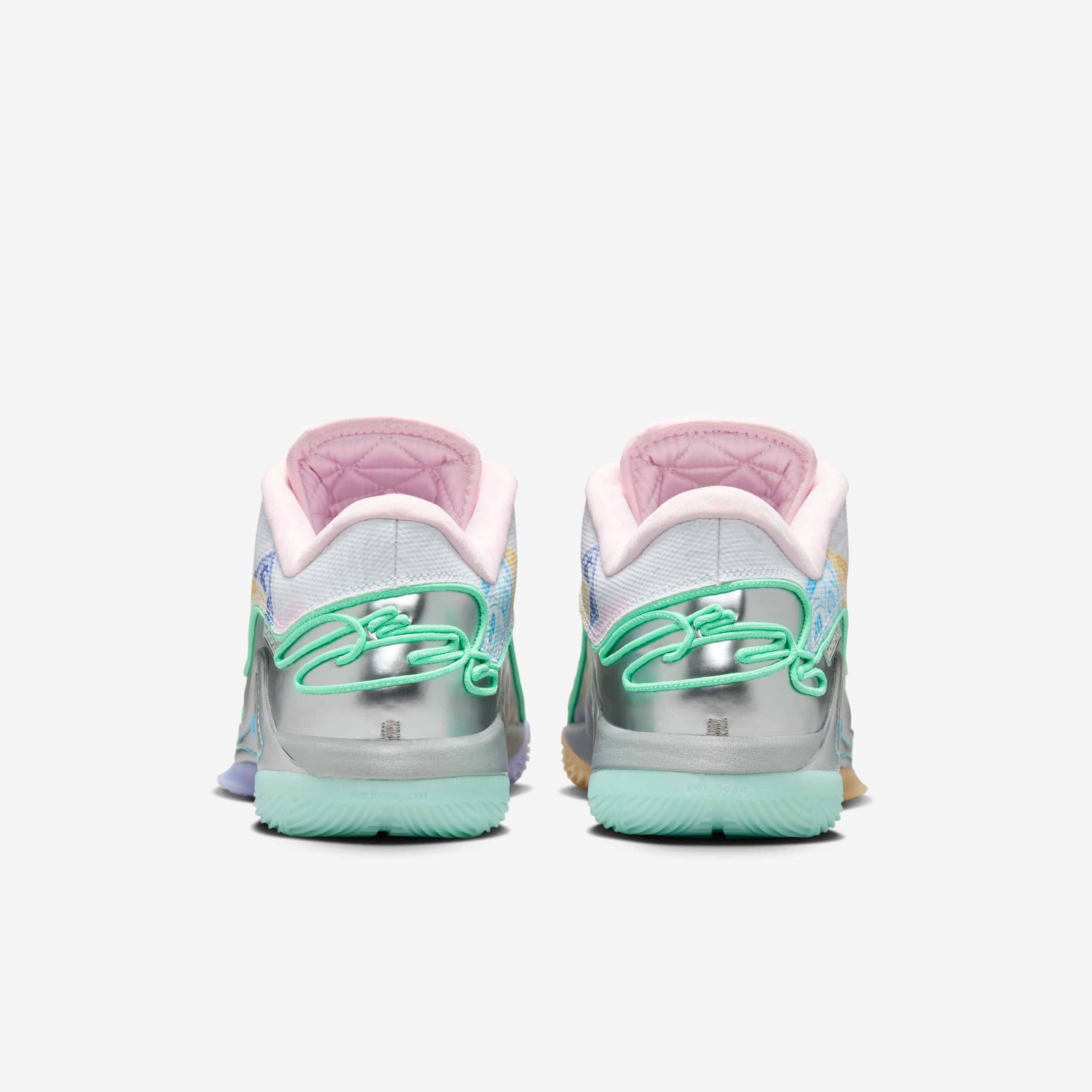 LeBron XXII 'Currency' image number 5