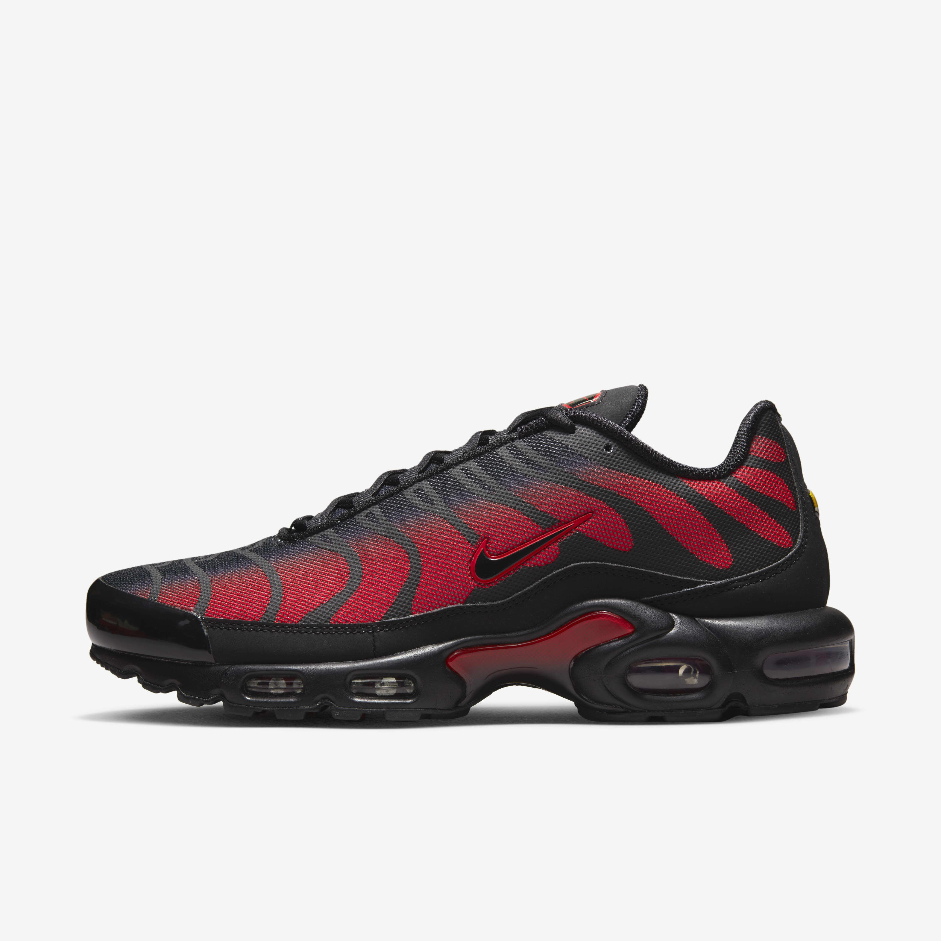 Buy Nike Air Max Plus Men s Shoes Nike Kuwait Official
