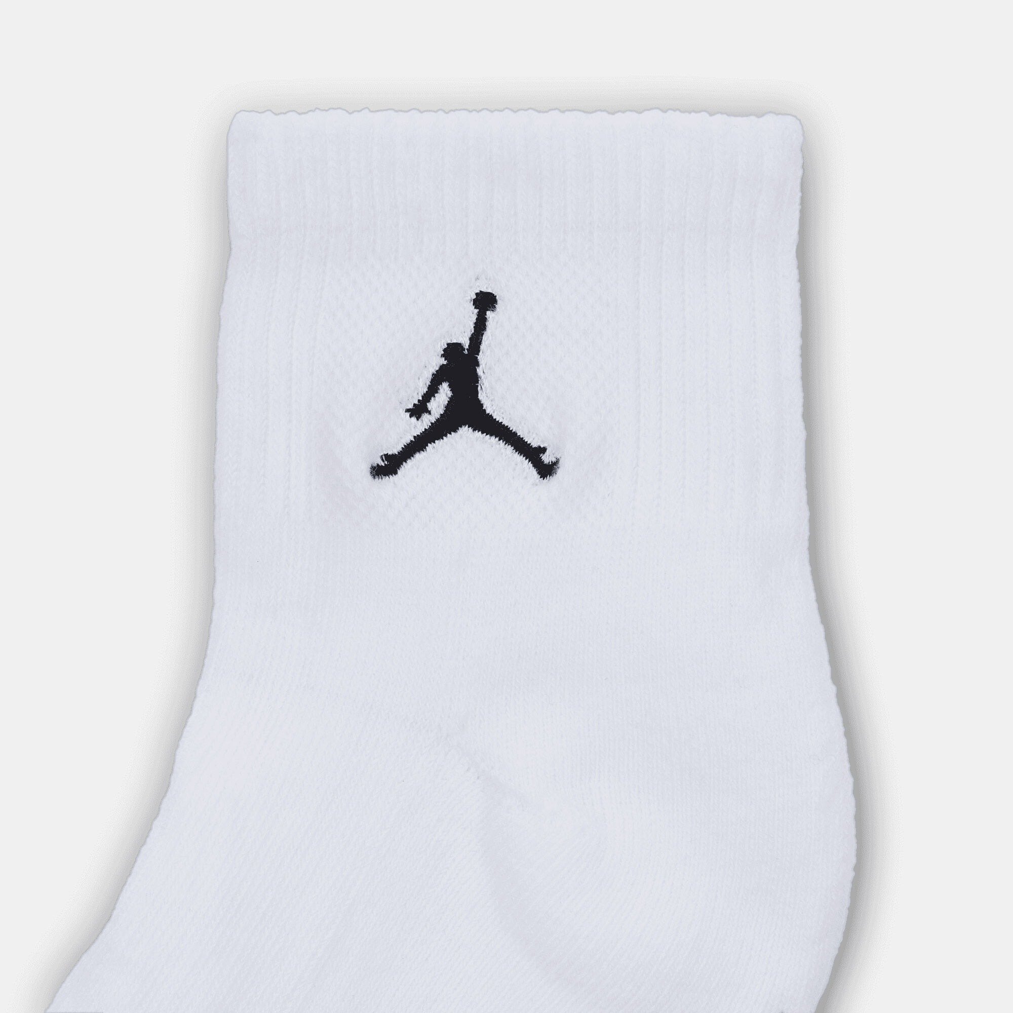 Jordan Everyday Essentials image number 2