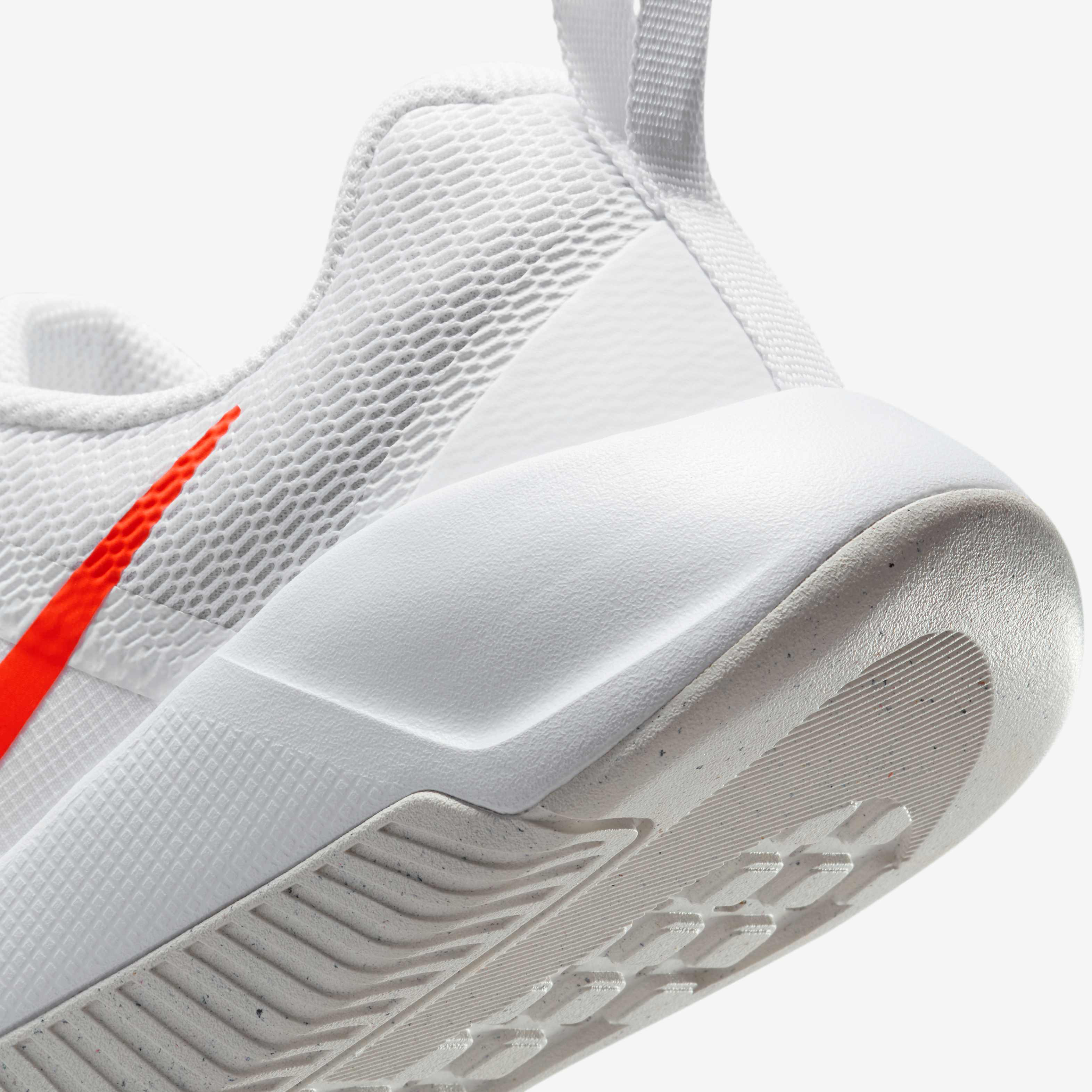 نايكي أم سي ترينر 3 image number 7