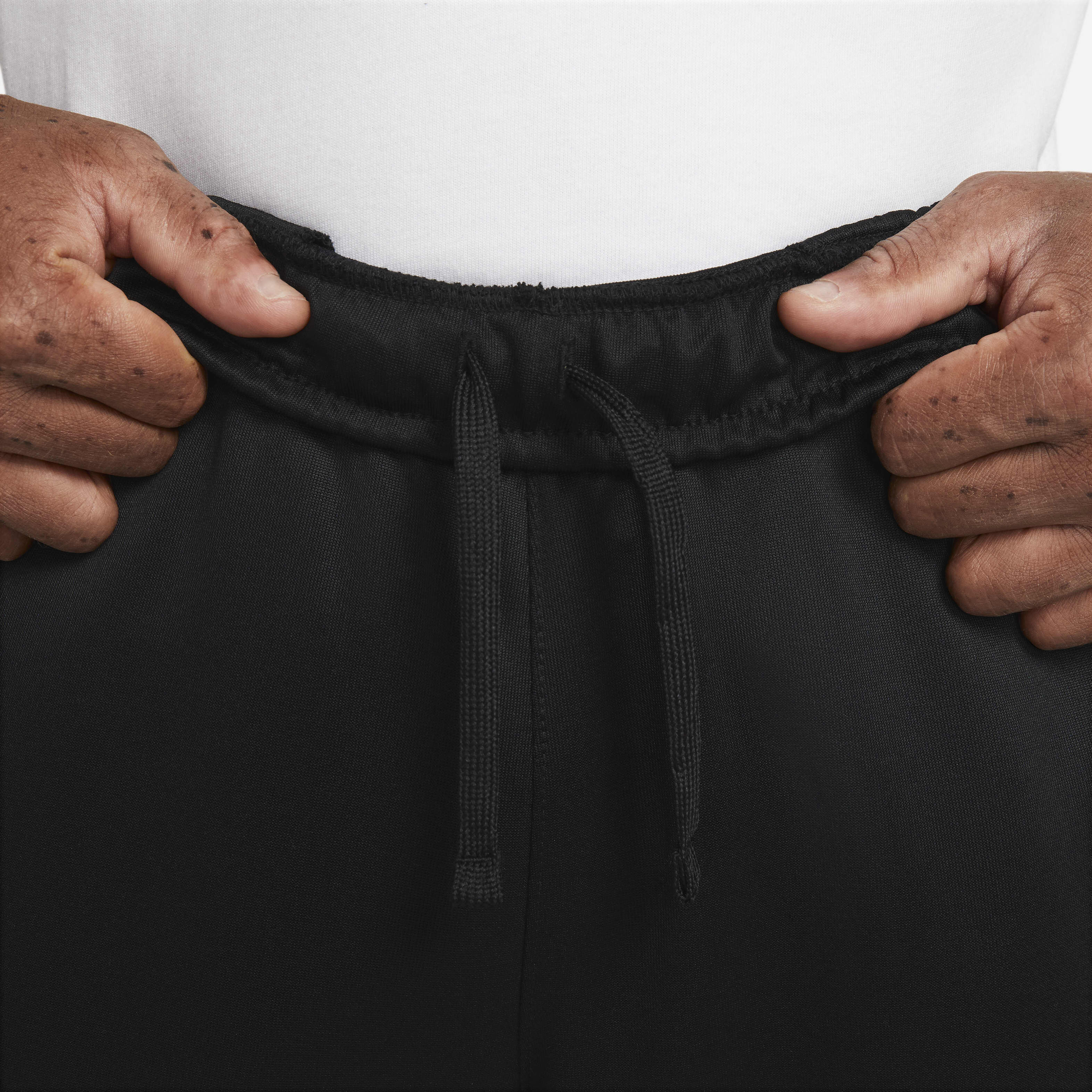 Nike Sportswear Repeat image number 4