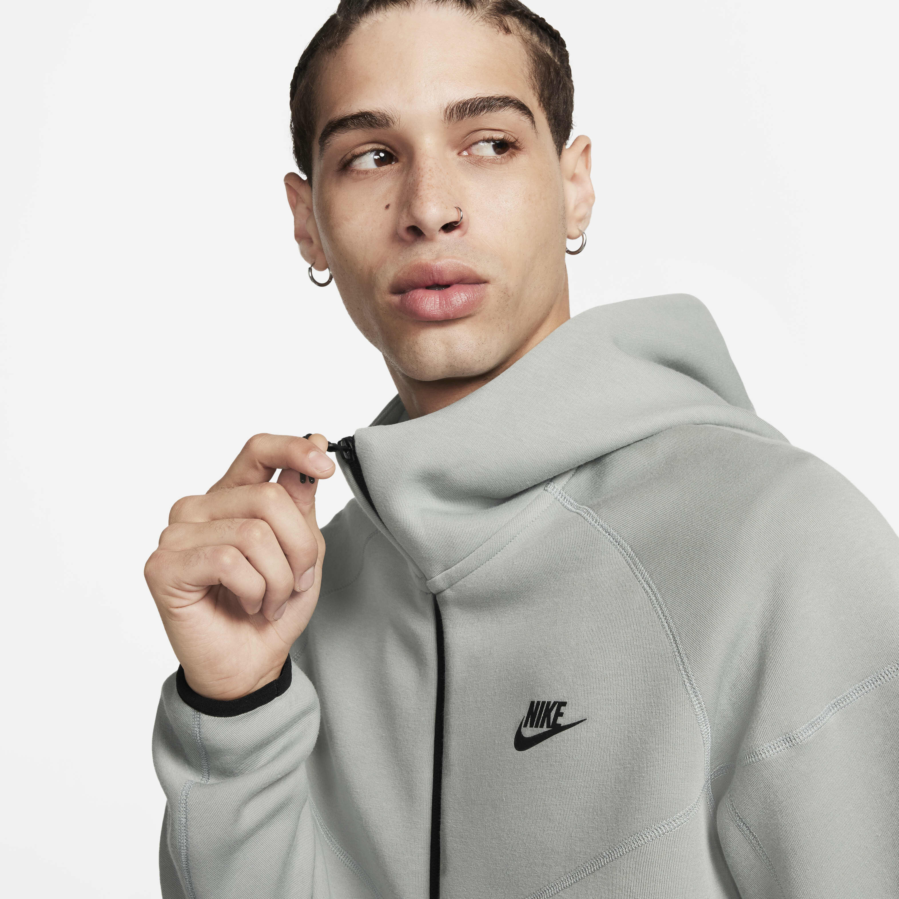 Nike Sportswear Tech Fleece Windrunner image number 2