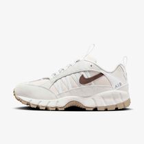 Nike Air Humara SE