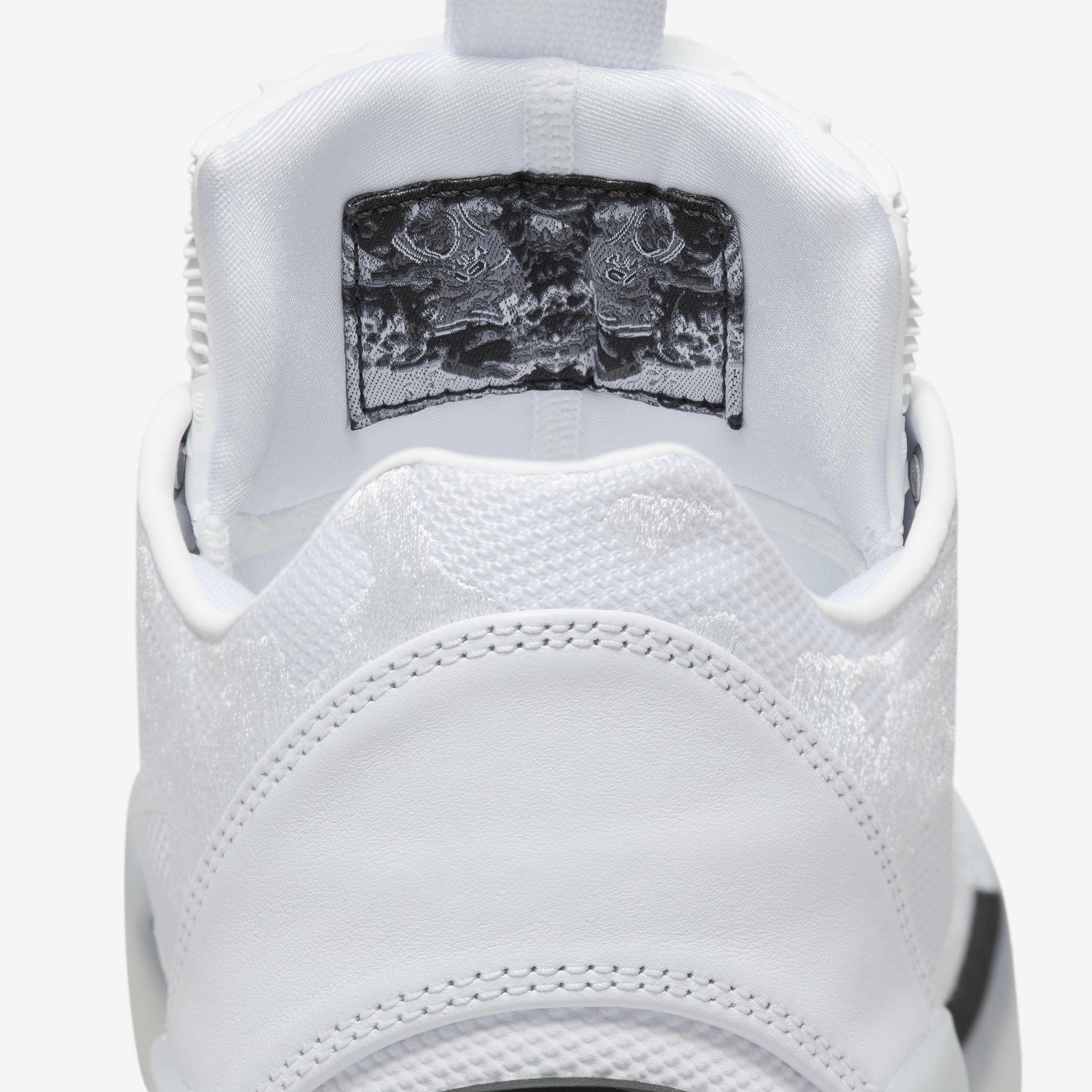 【ユニセックス】NIKE Jordan XXXIX Basketball シューズ Air Jordan XXXIX PF 'Noir' Basketball Shoes. Nike ID