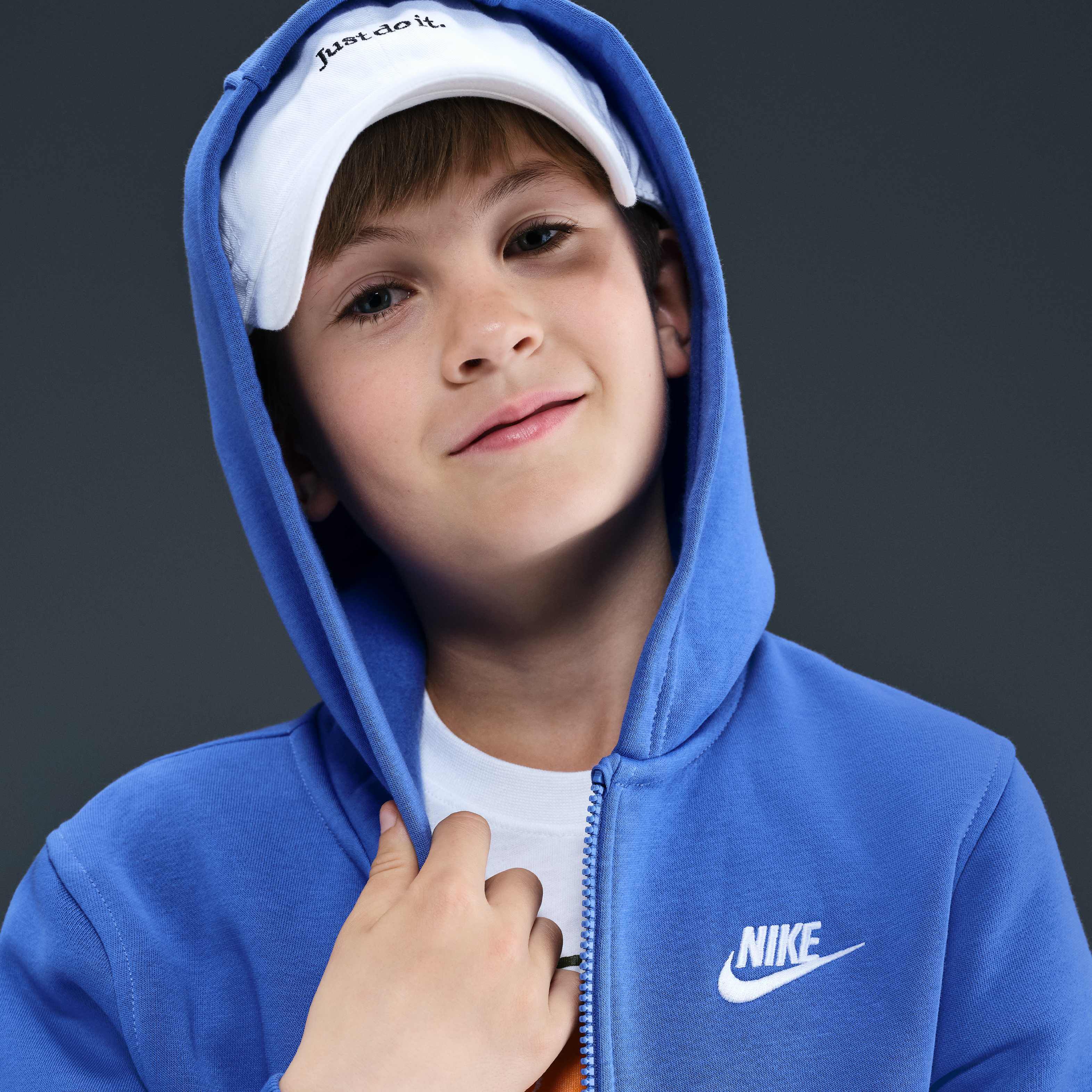 نايكي سبورتسوير كلوب فليس image number 2