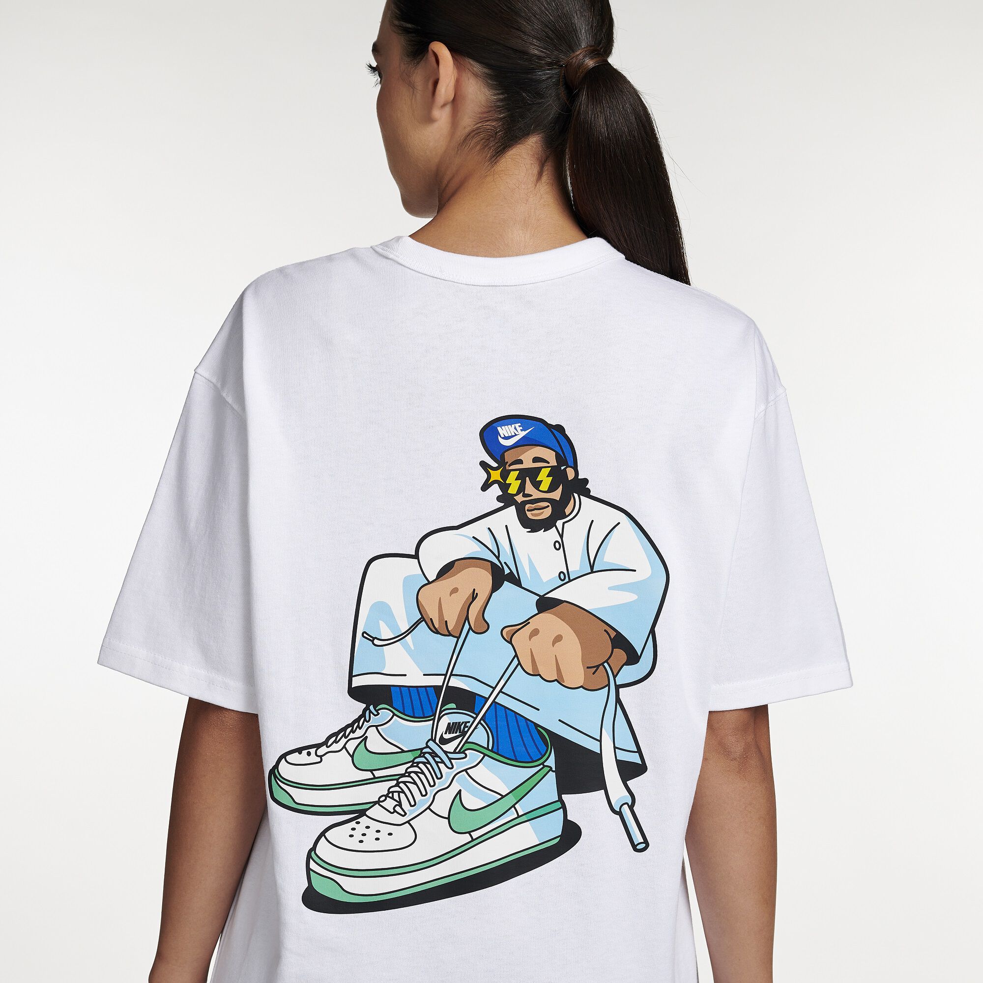 Nike City Tee - Dubai image number 4