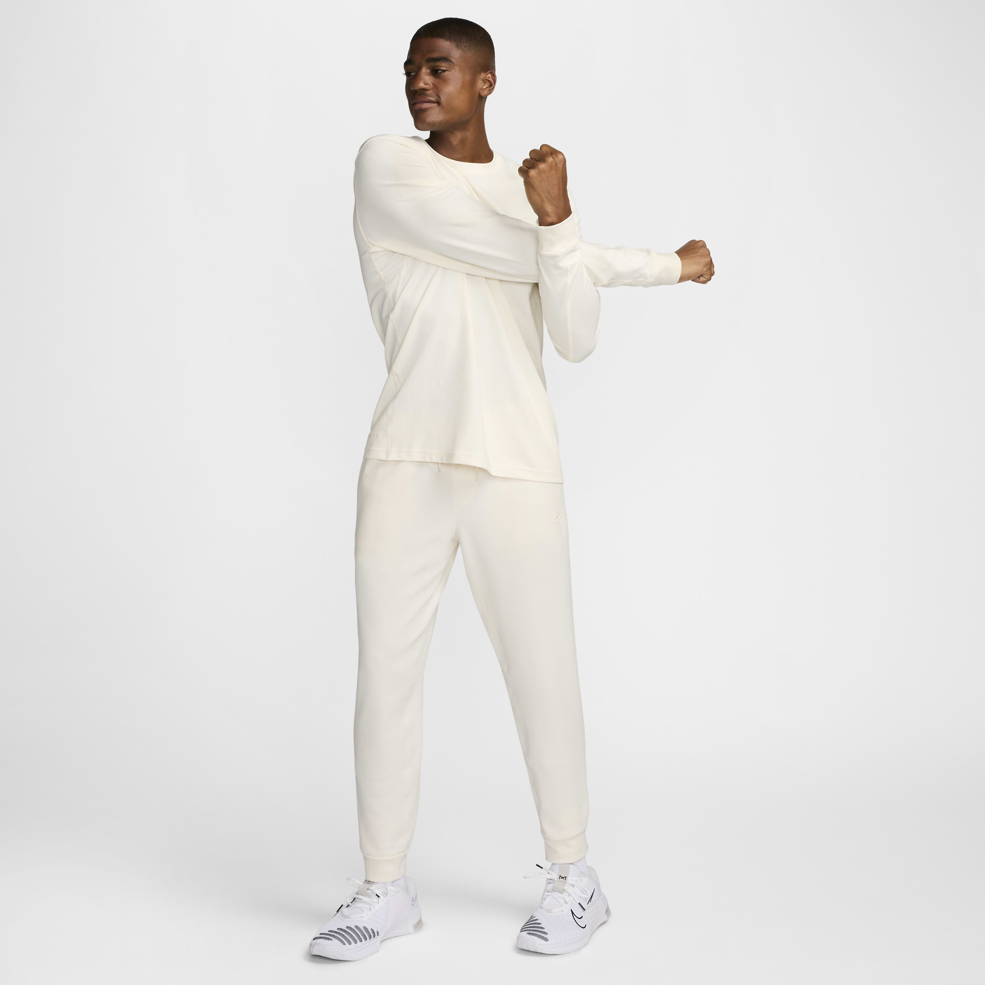 Nike Primary Fleece image number 6