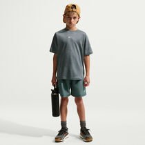 نايكي مالتي