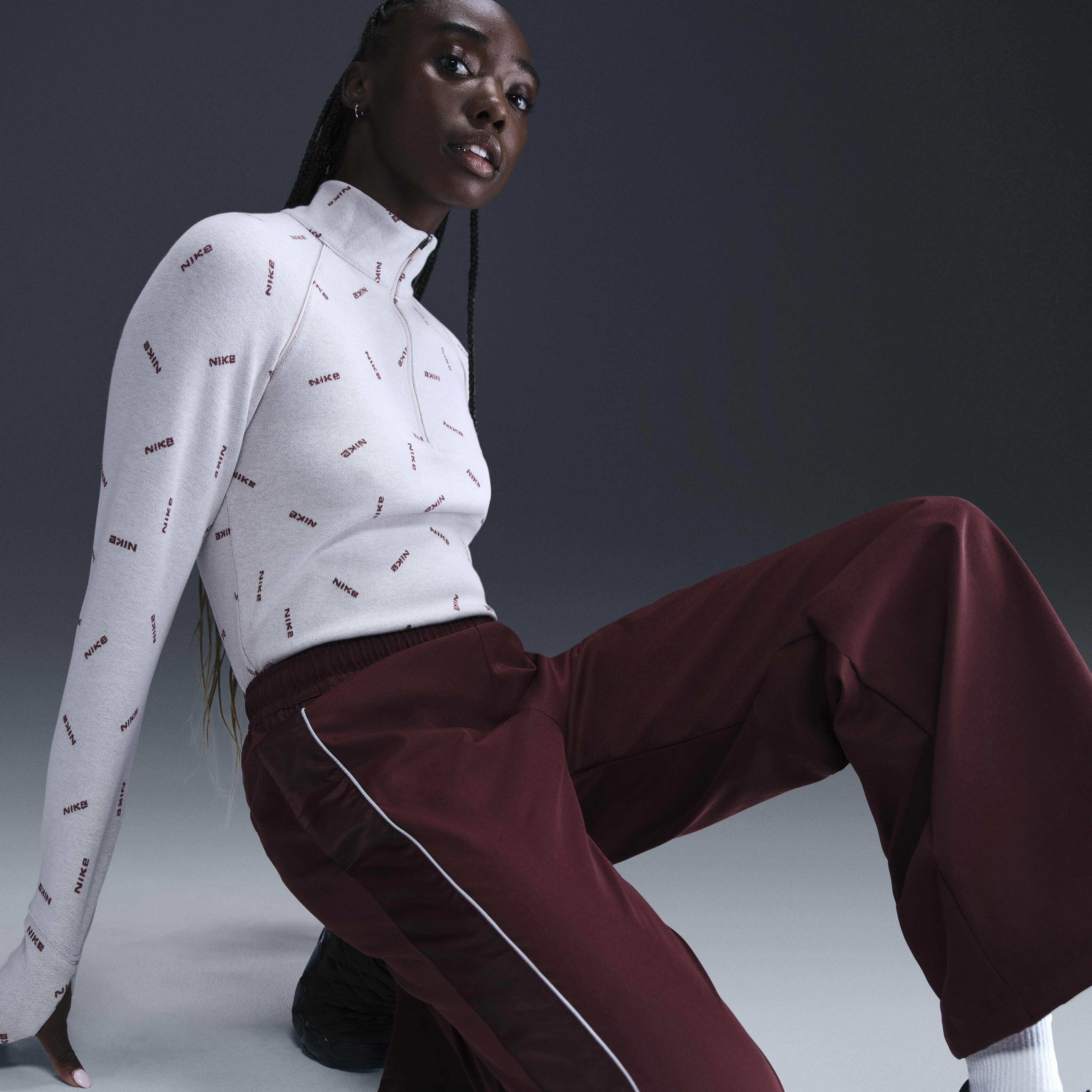 ★Nike★ Sportswear Woven Pants W Burgundy Crush HQ3751652 H Buy Nike Sportswear Women's Woven Trousers - Burgundy Crush