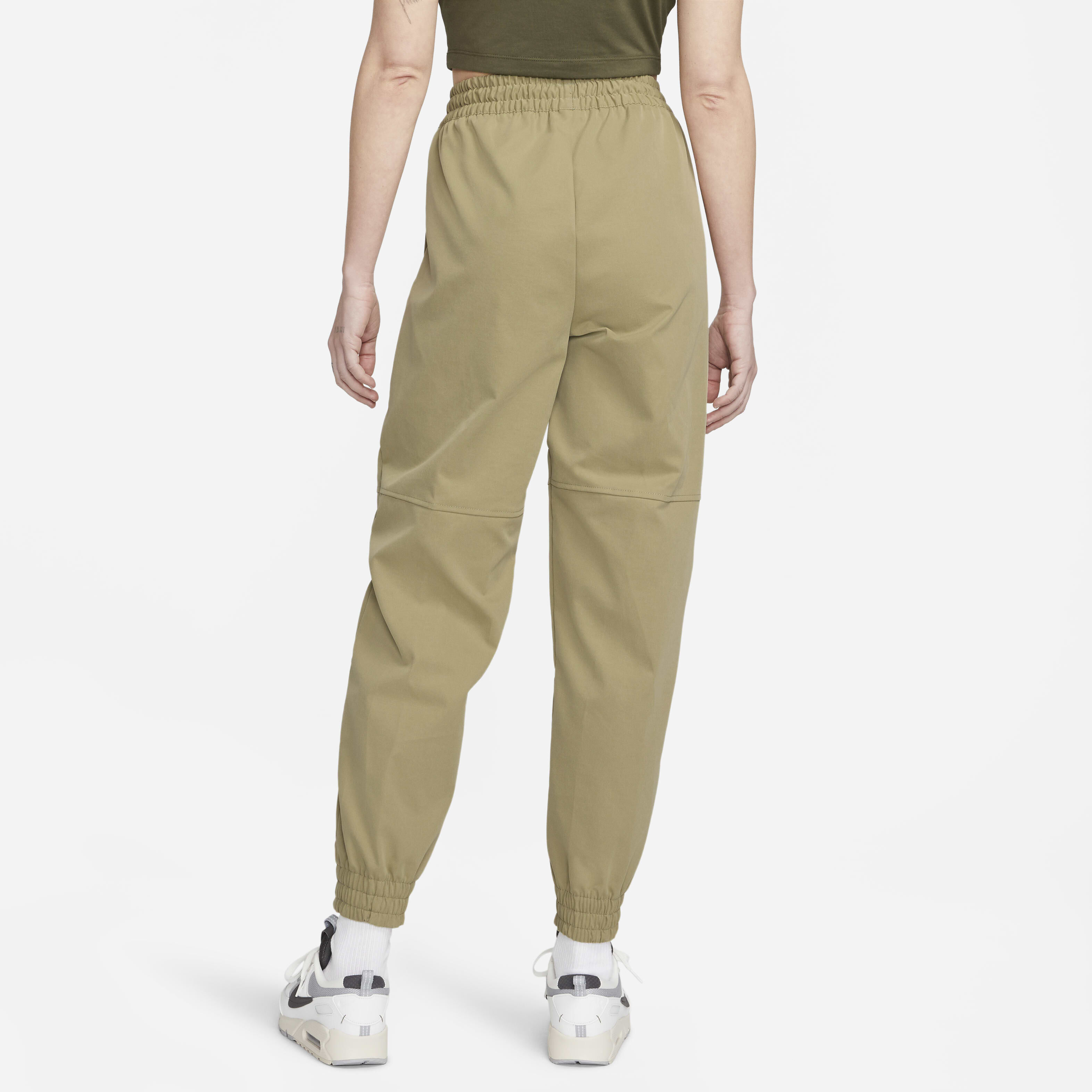 نايكي سبورتسوير سووش image number 1