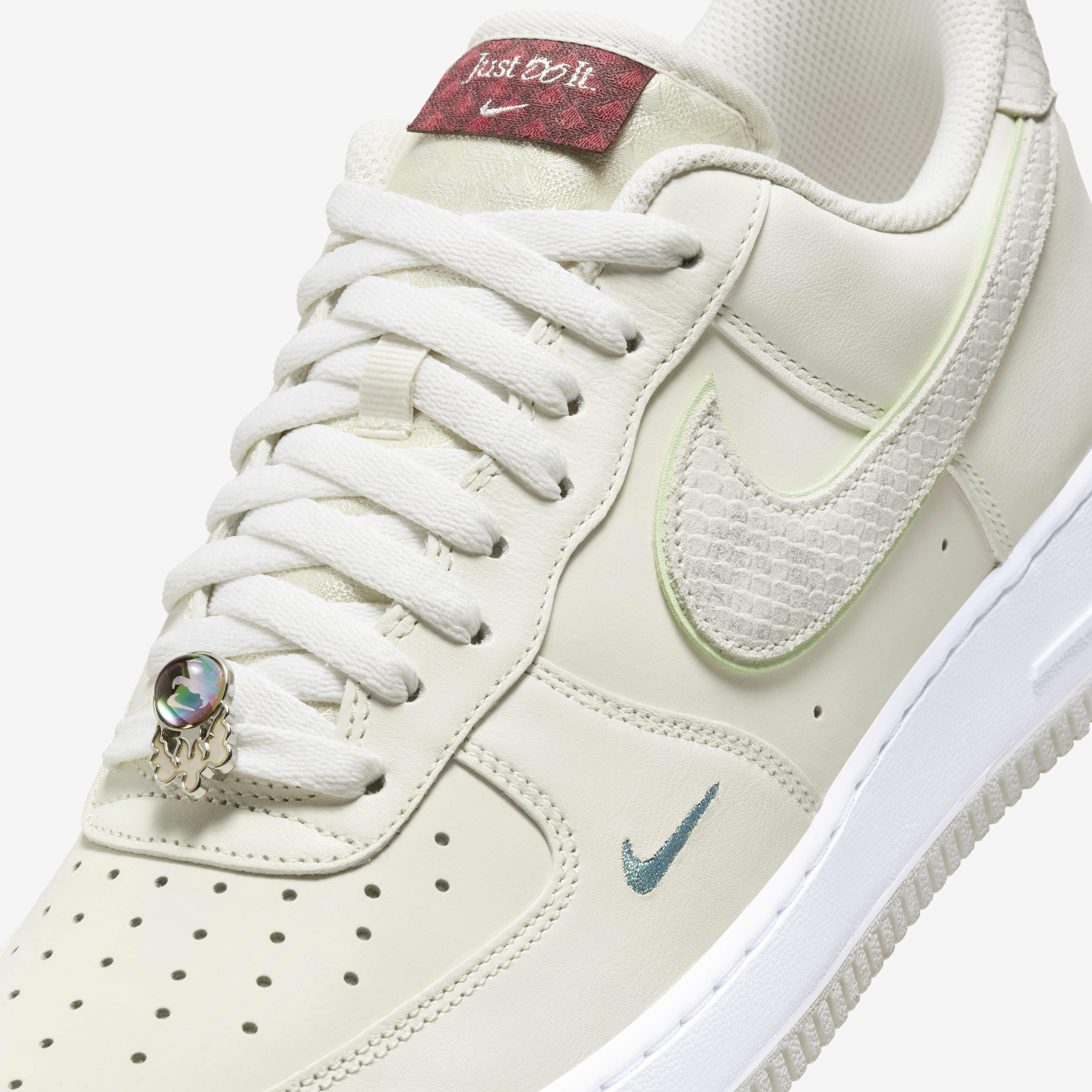 Nike Air Force 1 '07 image number 6
