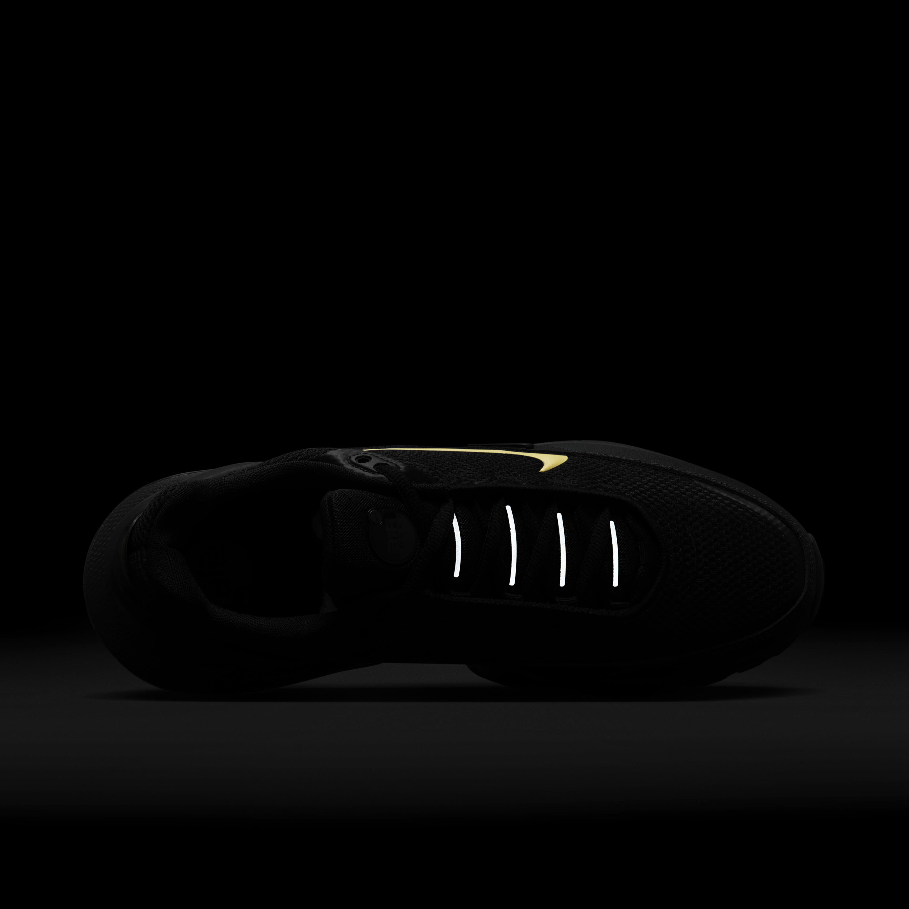 نايكي اير ماكس بولس image number 8