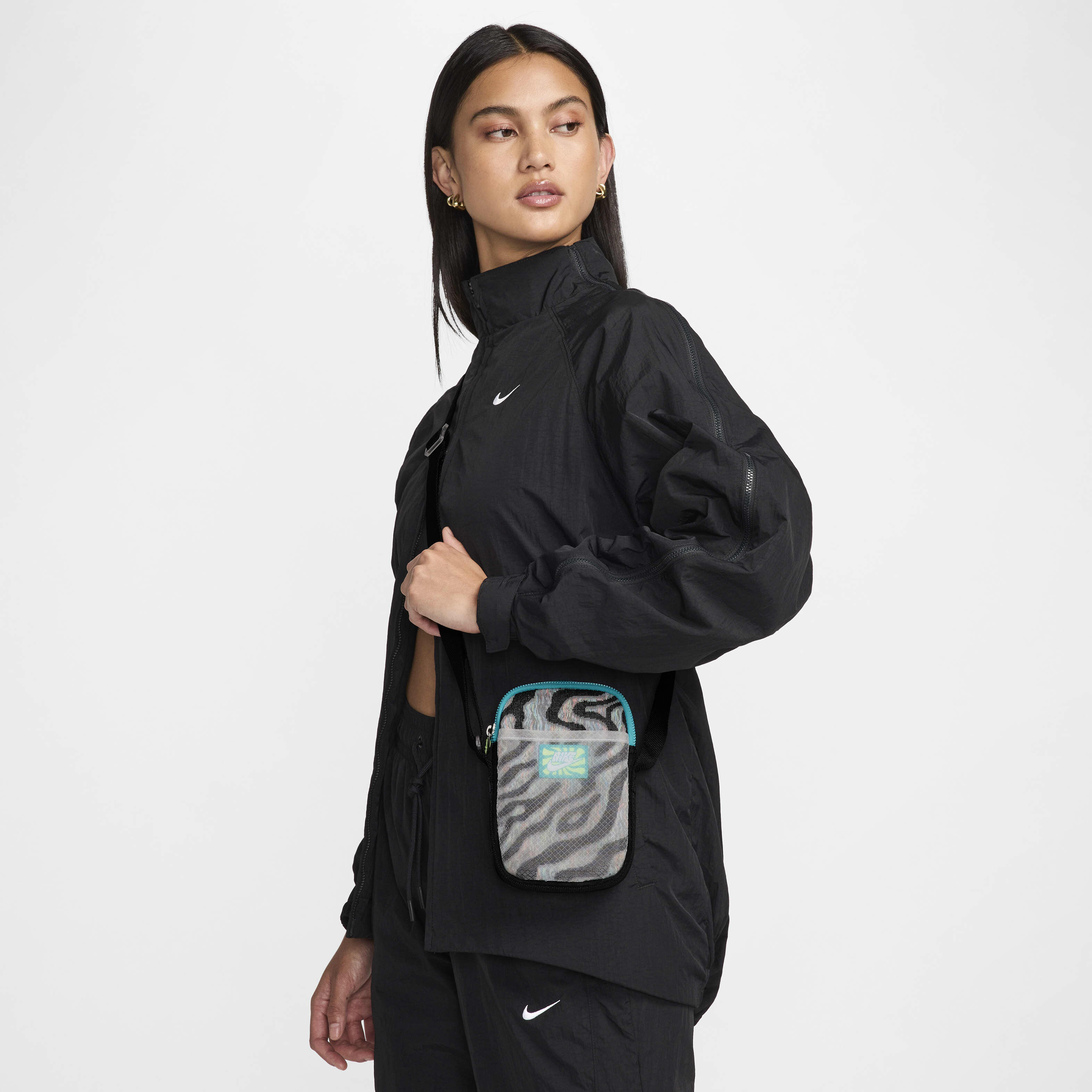 Nike neck bag deals