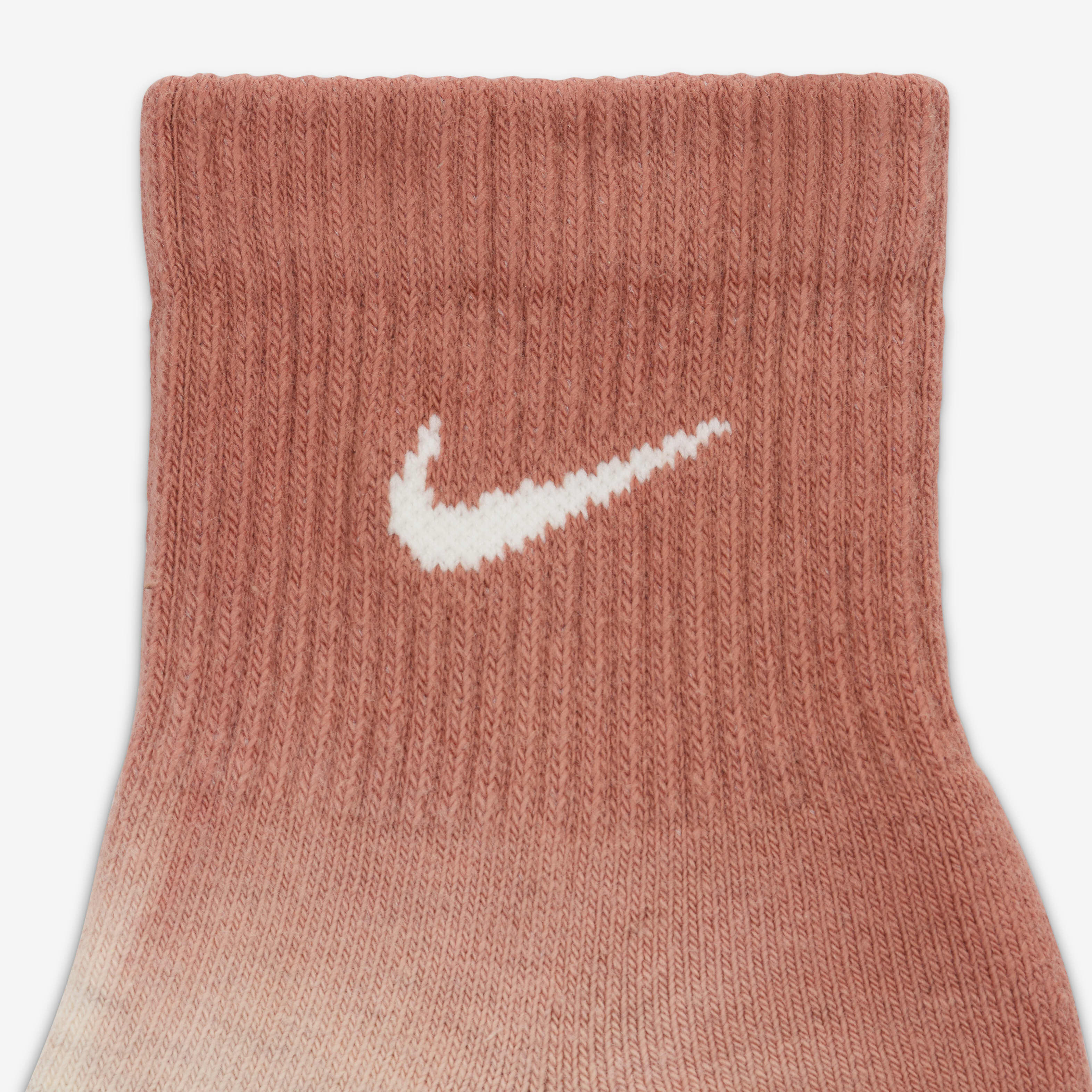 Fun nike socks discount