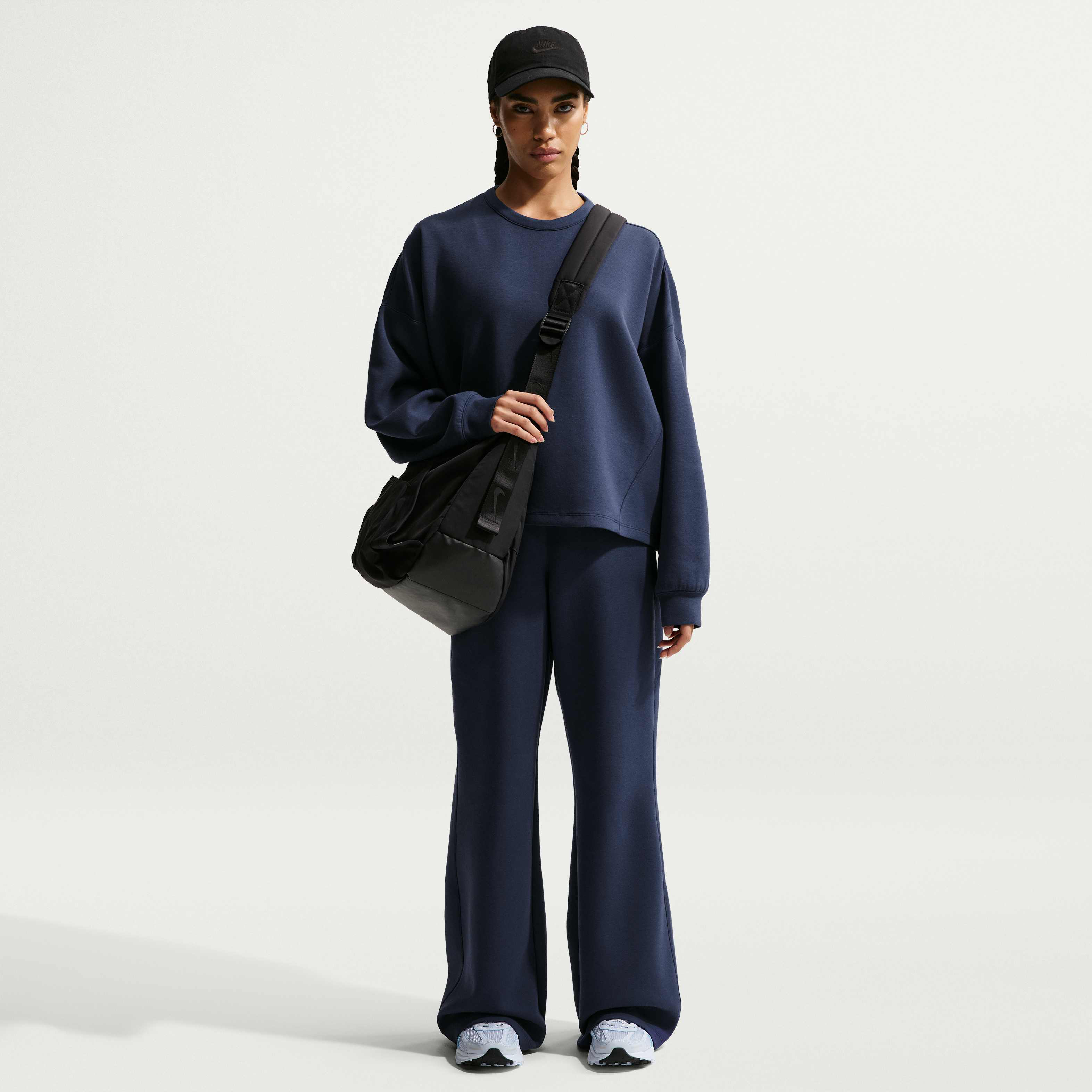 نايكي 24.7 امبوسبلي سوفت image number 3