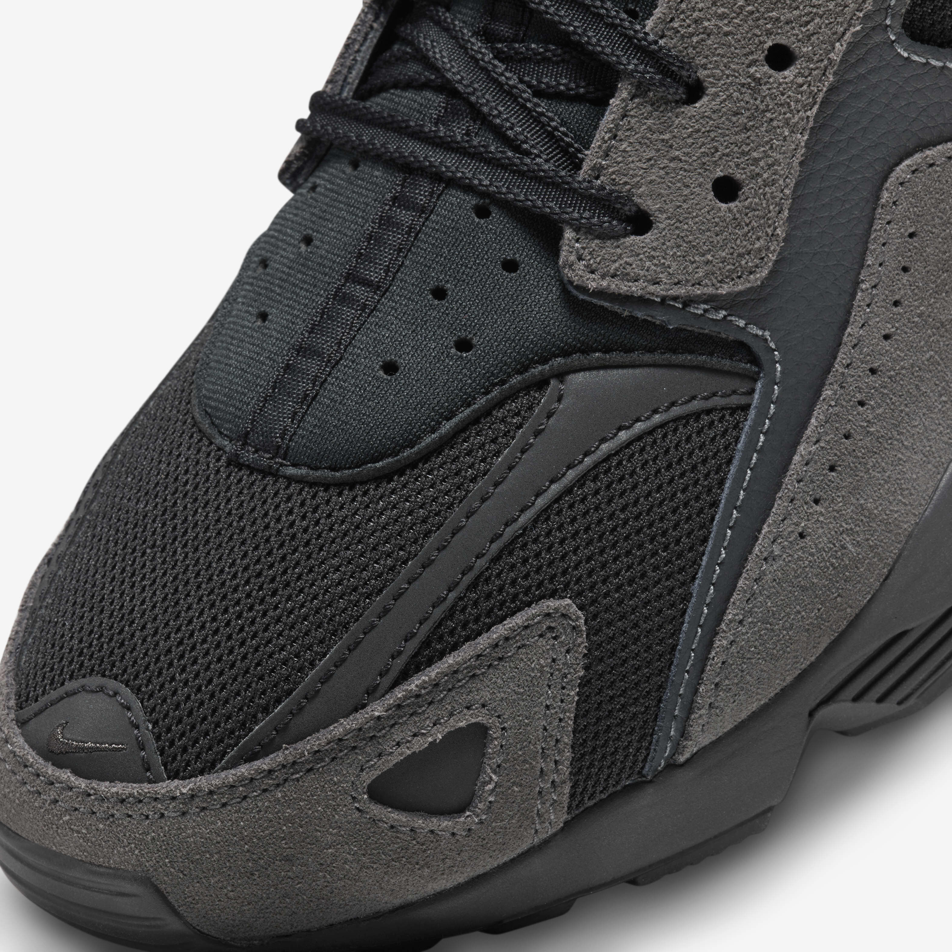 Nike Air Huarache Runner image number 7