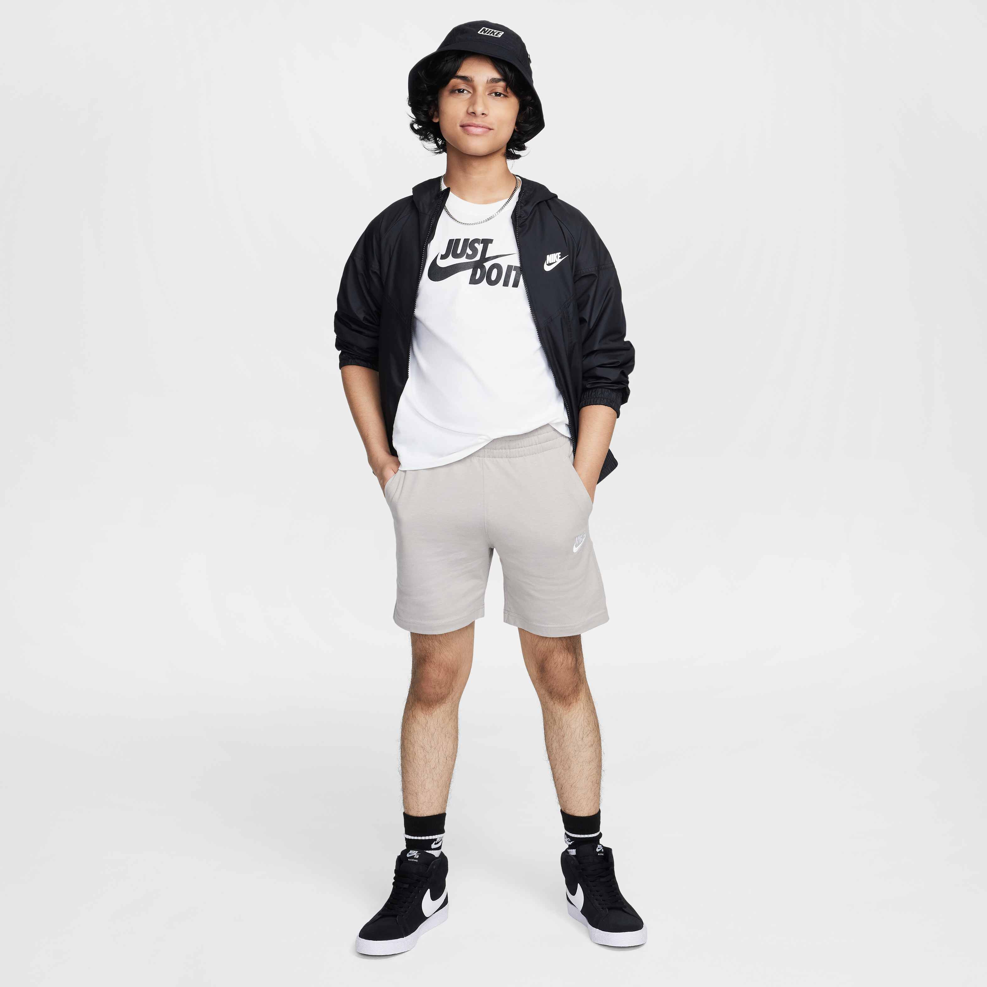 Nike Sportswear Club image number 6