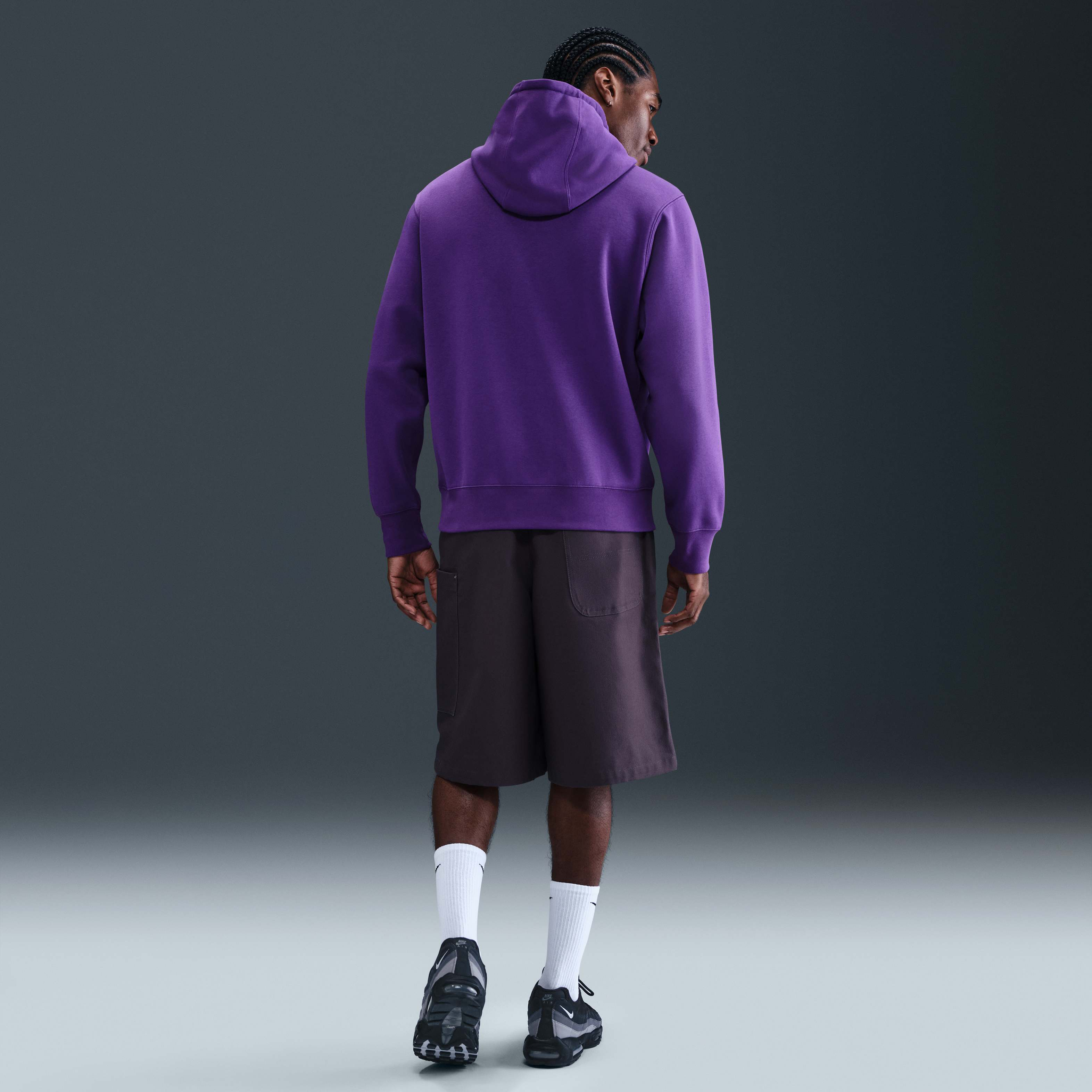 نايكي كلوب image number 4