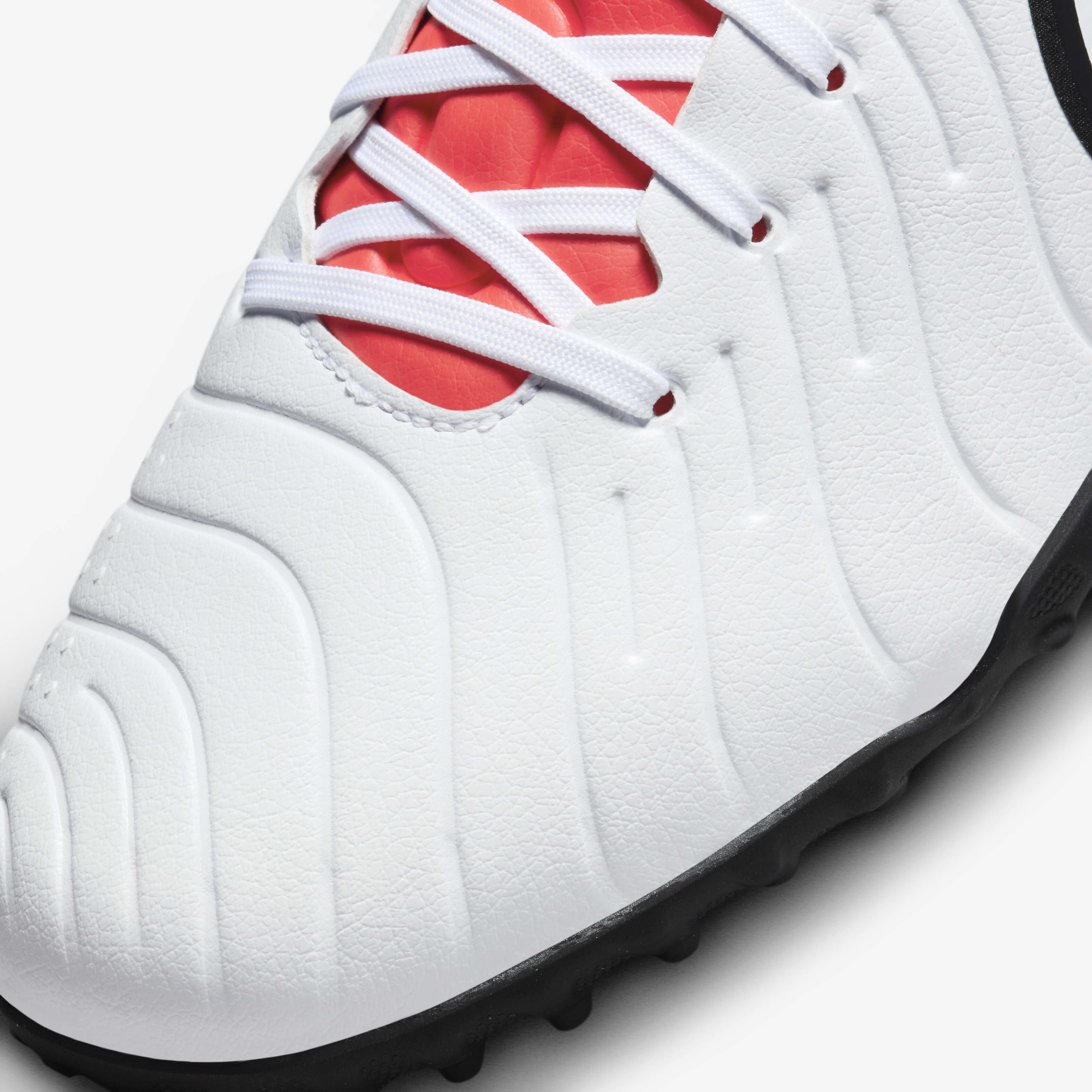 Nike Tiempo Legend 10 Academy image number 6