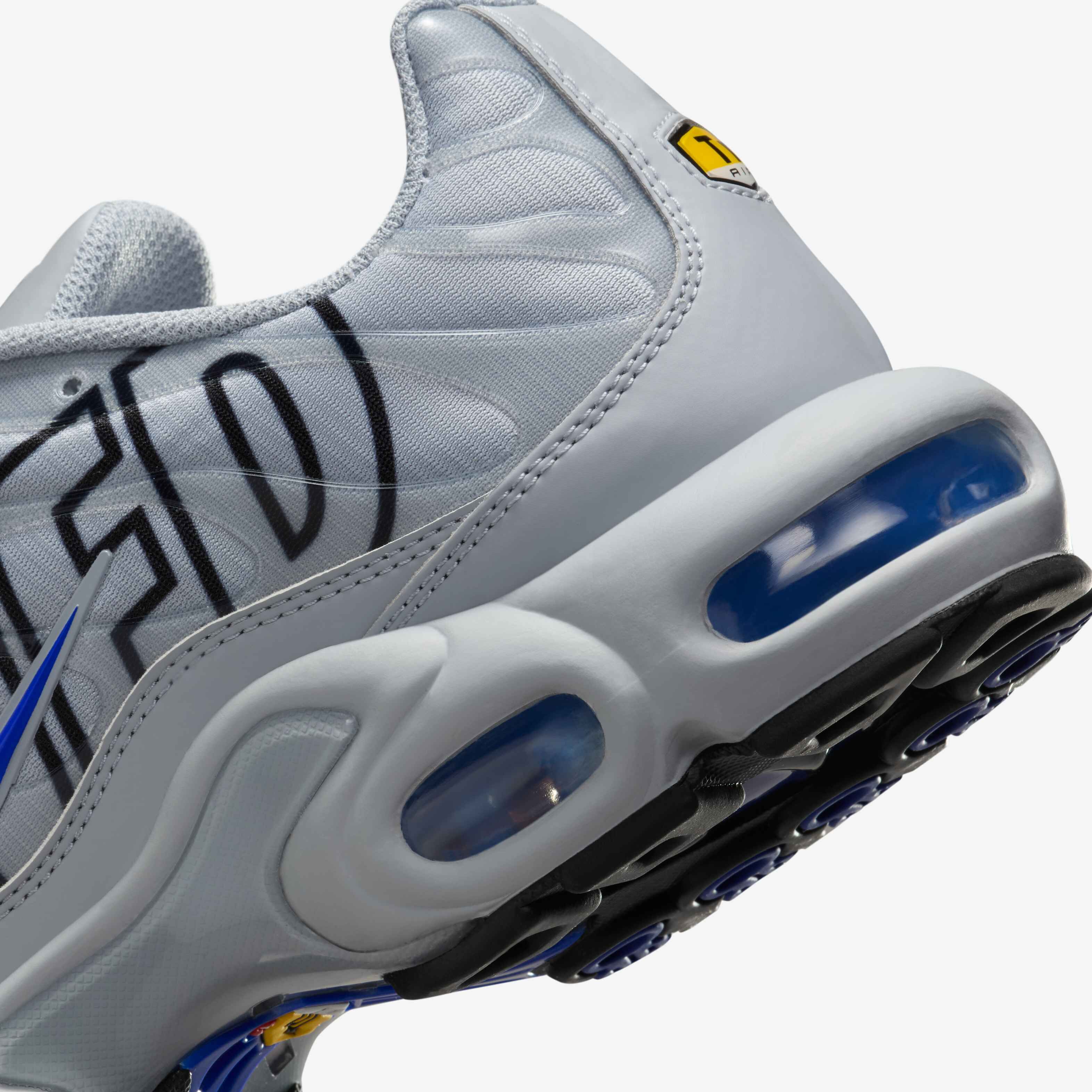 Nike Air Max Plus image number 7