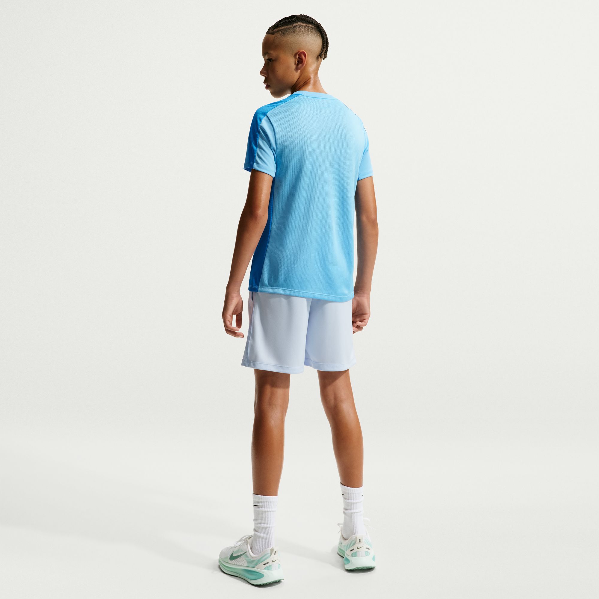 Nike Trophy23 image number 1