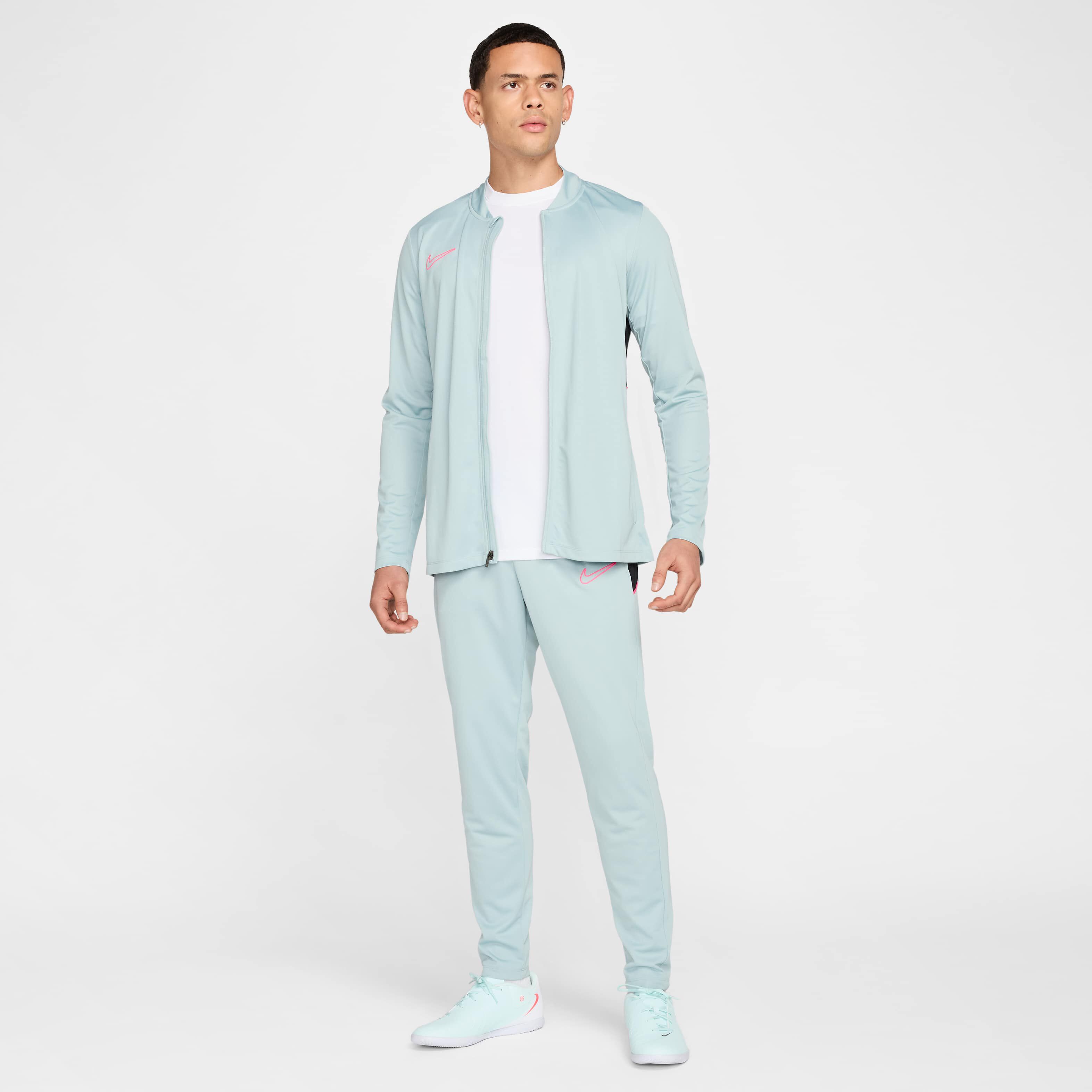 Nike Academy image number 9