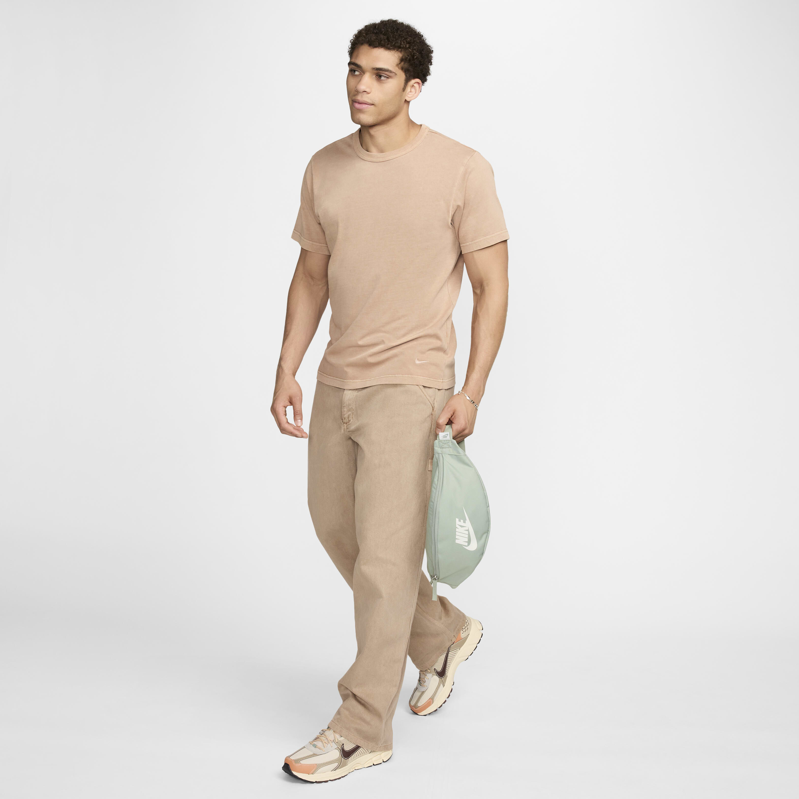 Nike Heritage image number 8