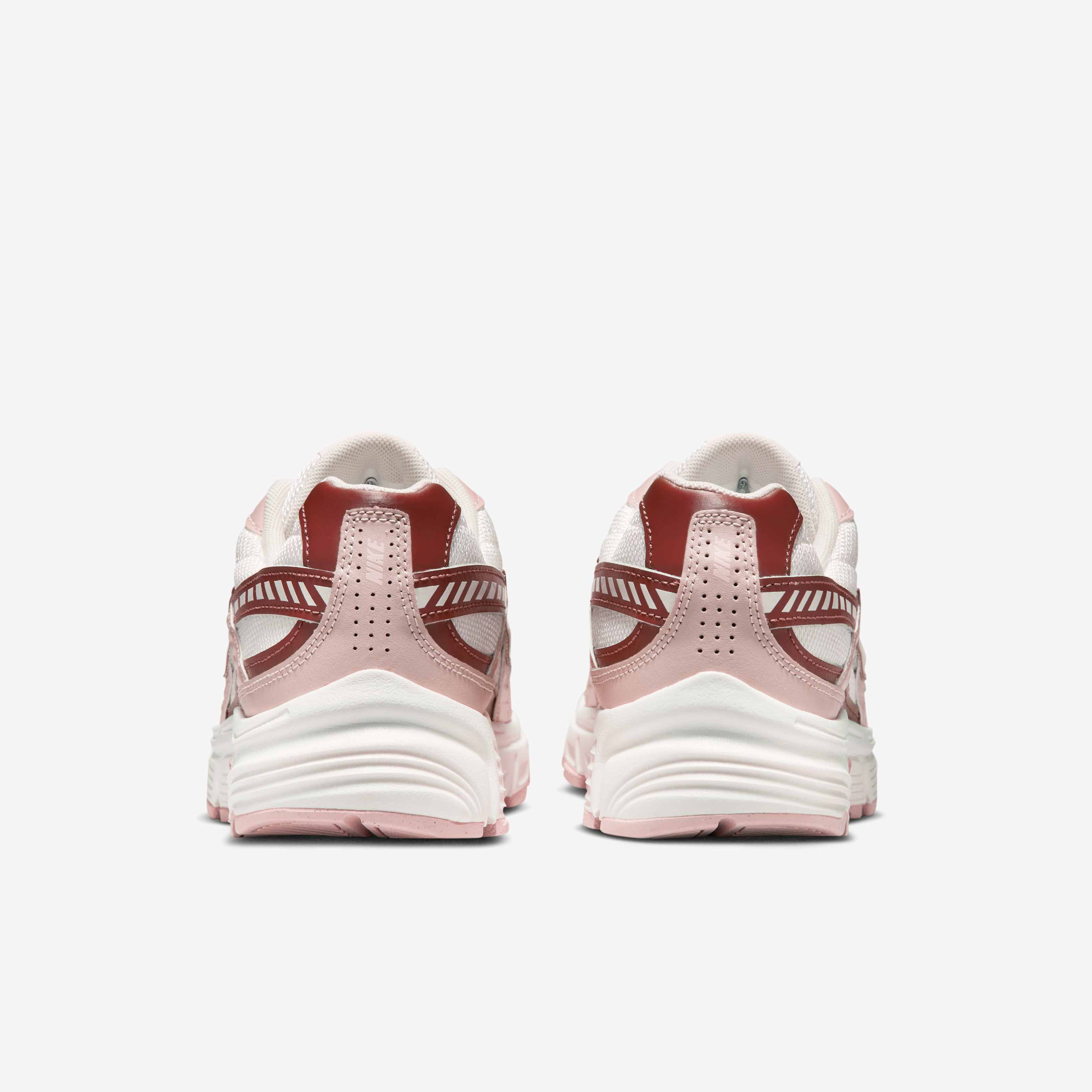 Nike Initiator image number 5