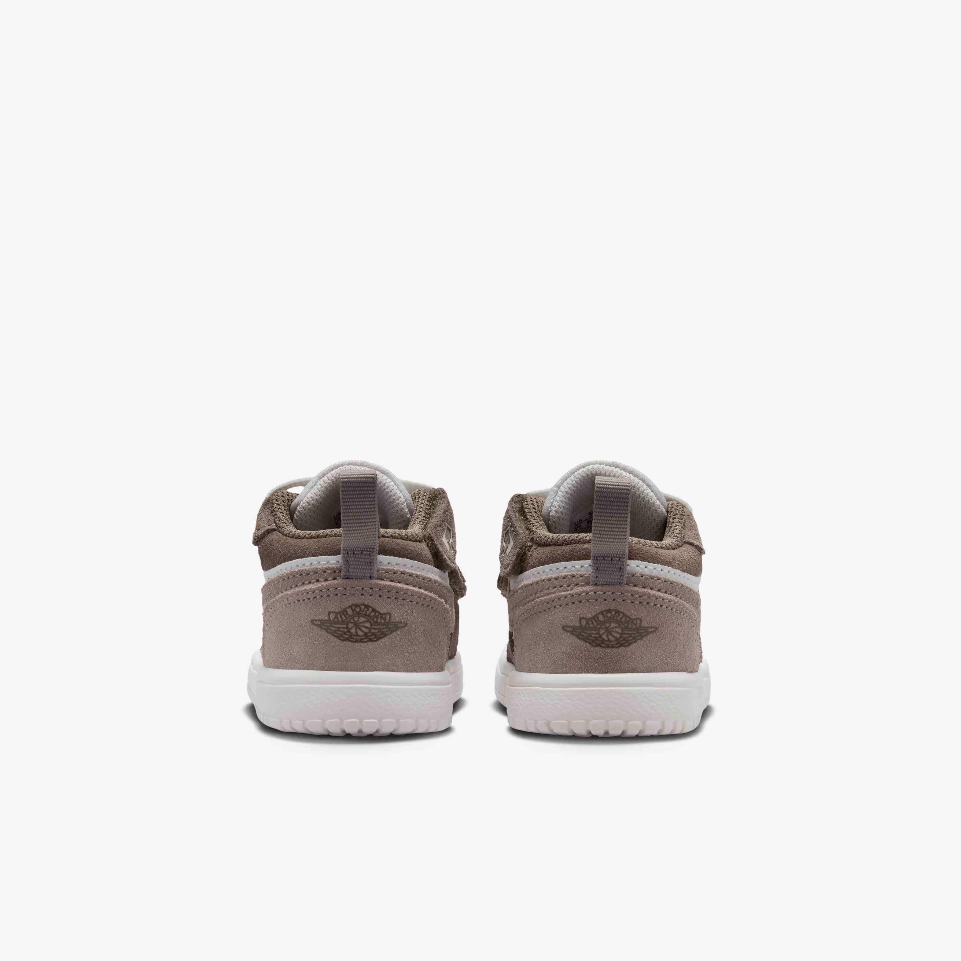Jordan 1 Low Alt image number 5